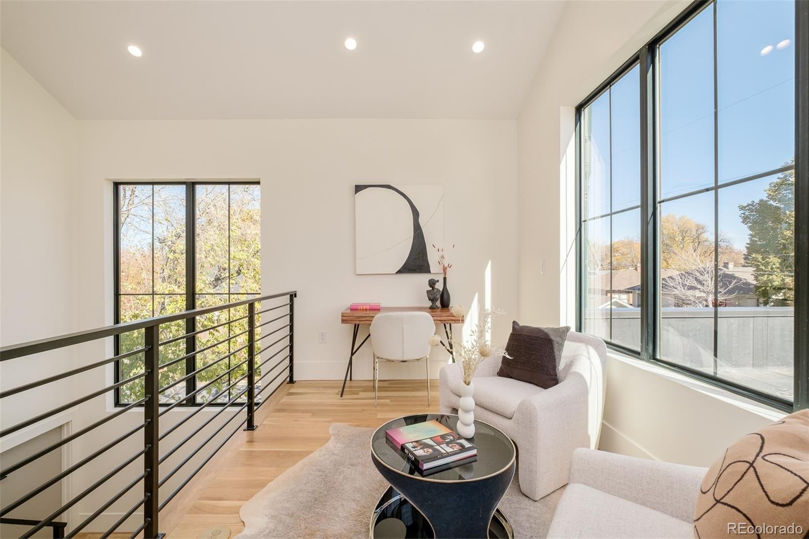 Denver, Colorado, 80206, United States, 3 Bedrooms Bedrooms, ,4 BathroomsBathrooms,Residential,Active,2007287