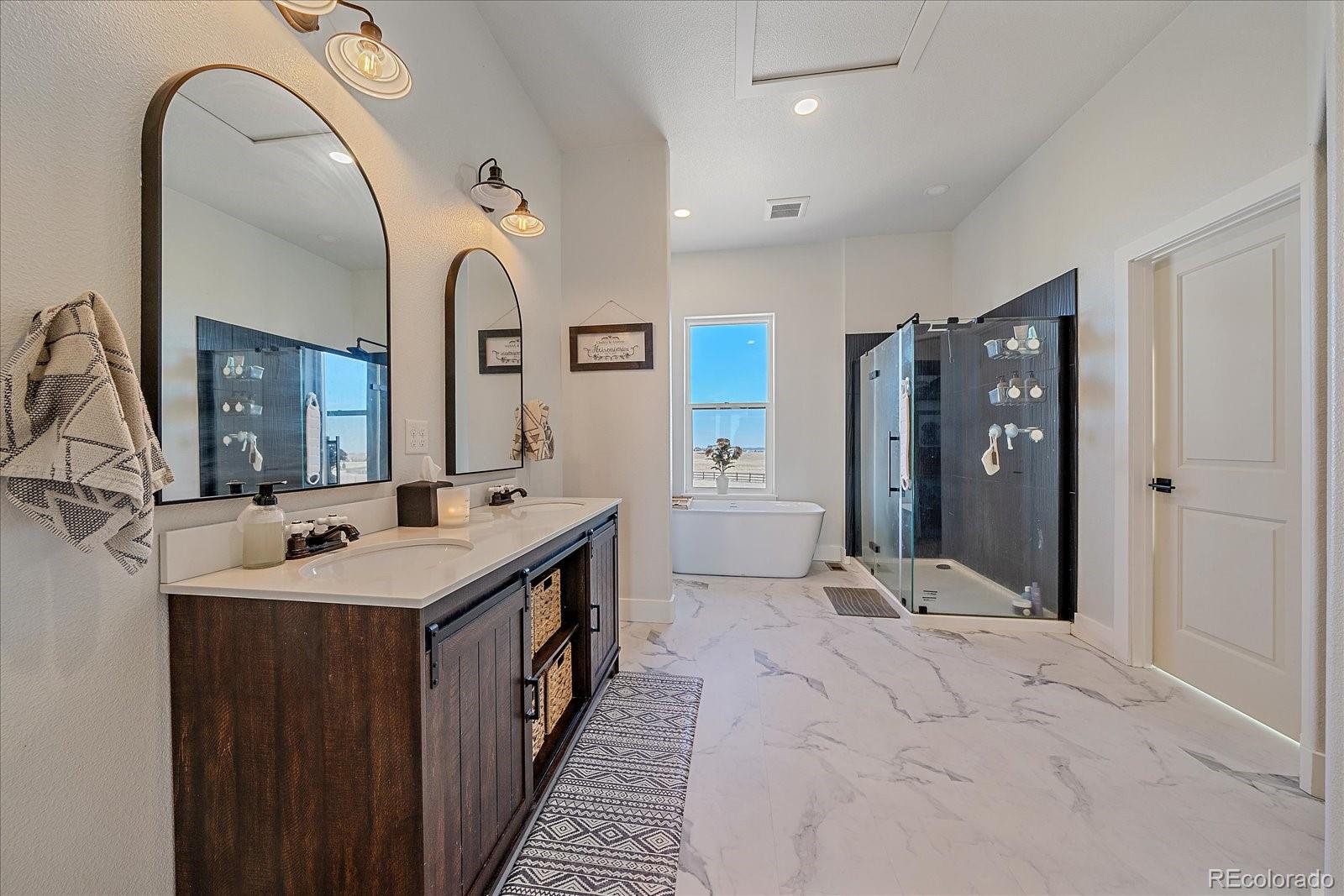 Elbert, Colorado, 80106, United States, 4 Bedrooms Bedrooms, ,4 BathroomsBathrooms,Residential,Active,2011437