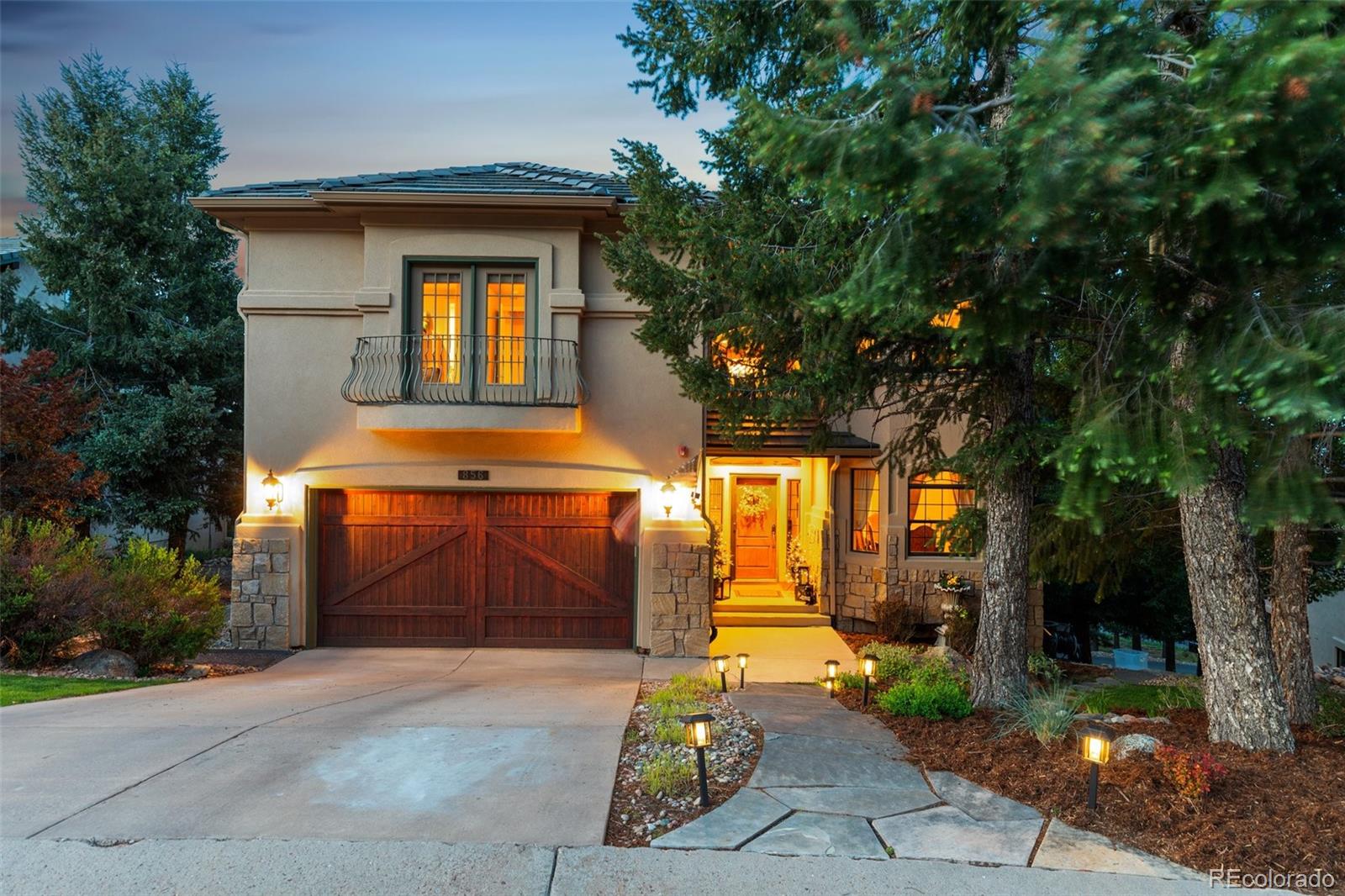 Colorado Springs, Colorado, 80906, United States, 6 Bedrooms Bedrooms, ,6 BathroomsBathrooms,Residential,Active,1894221