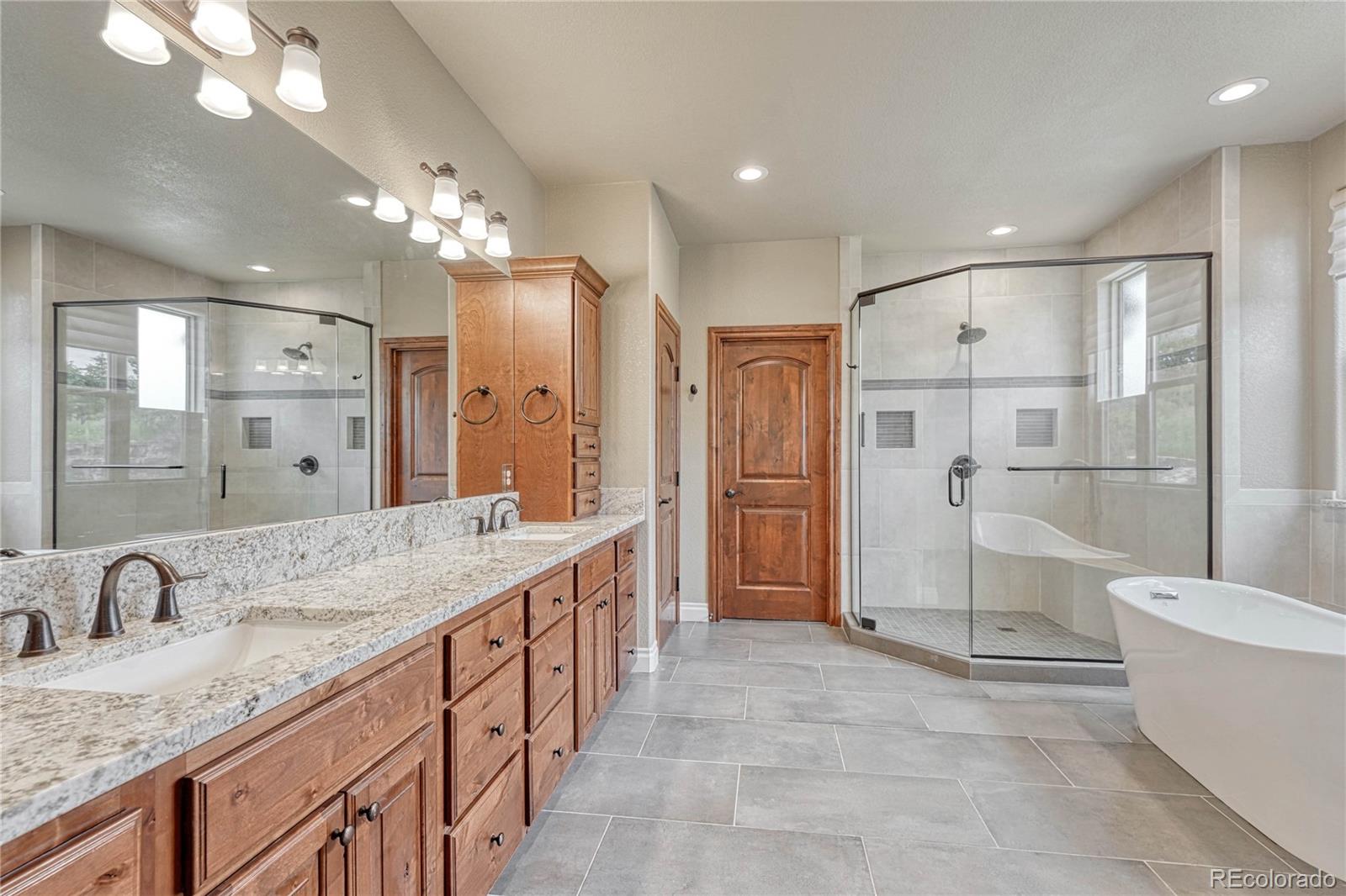 Parker, Colorado, 80134, United States, 6 Bedrooms Bedrooms, ,5 BathroomsBathrooms,Residential,Active,1843852