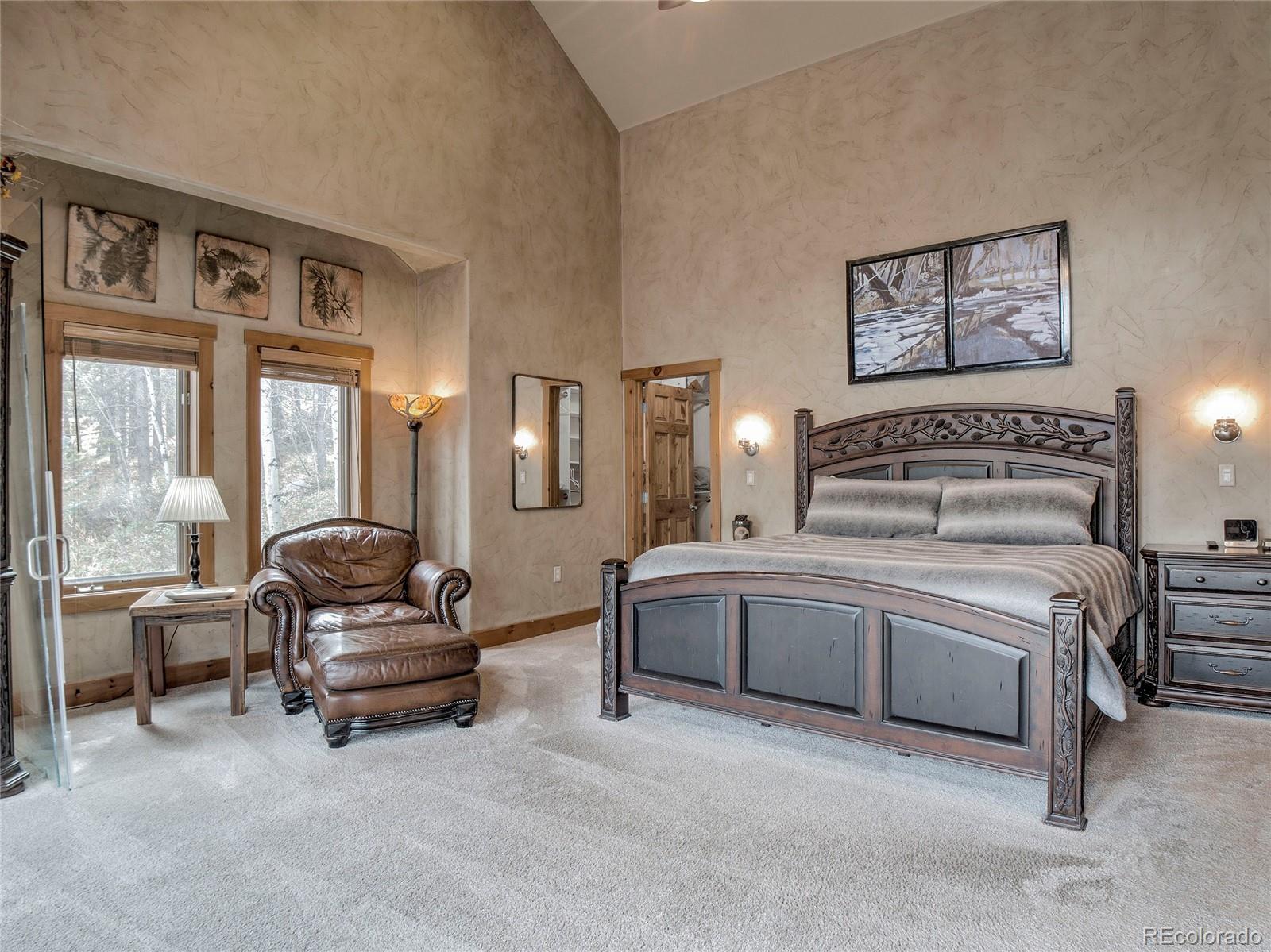 Silverthorne, Colorado, 80498, United States, 5 Bedrooms Bedrooms, ,4 BathroomsBathrooms,Residential,Active,1961917