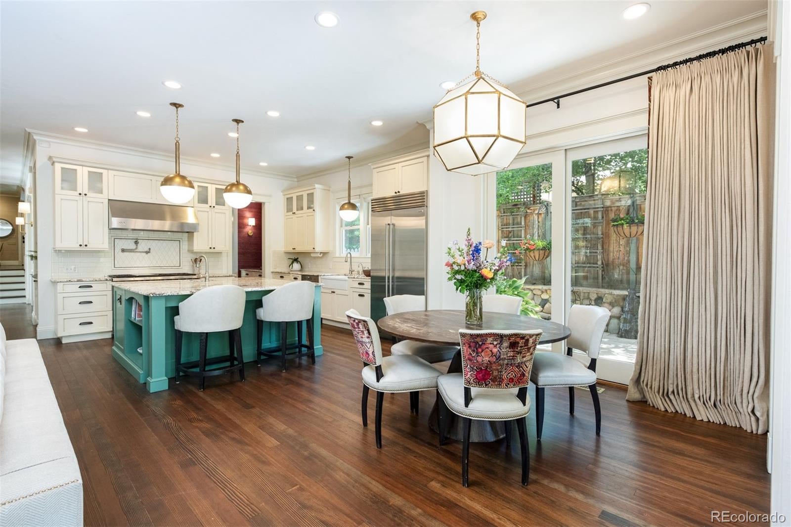 Boulder, Colorado, 80302, United States, 4 Bedrooms Bedrooms, ,5 BathroomsBathrooms,Residential,Active,1953427