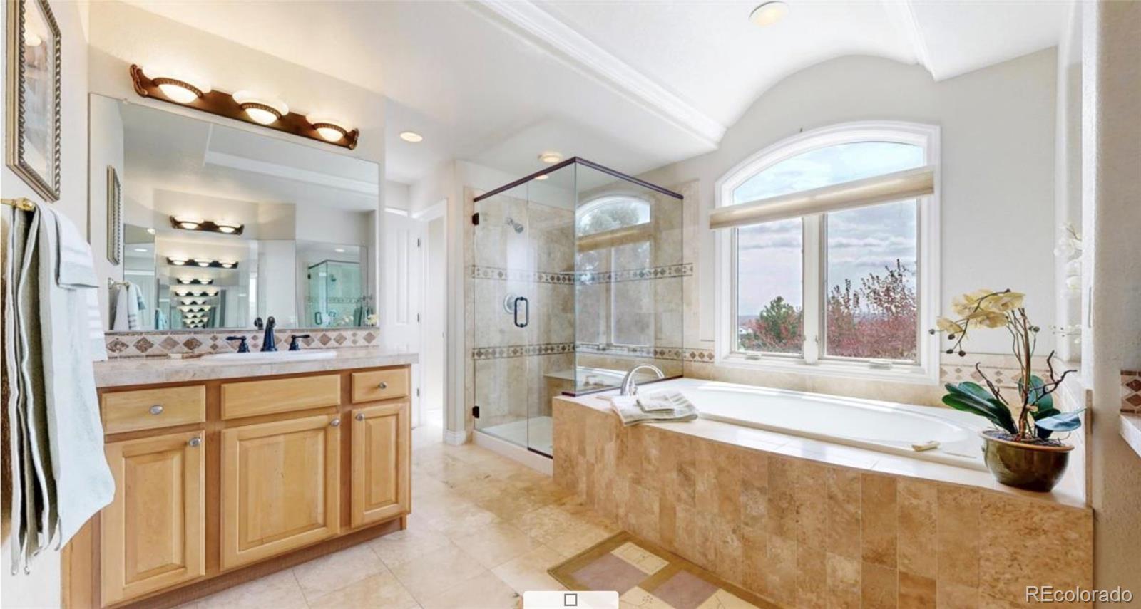 Littleton, Colorado, 80123, United States, ,5 BathroomsBathrooms,Residential,Active,1764082
