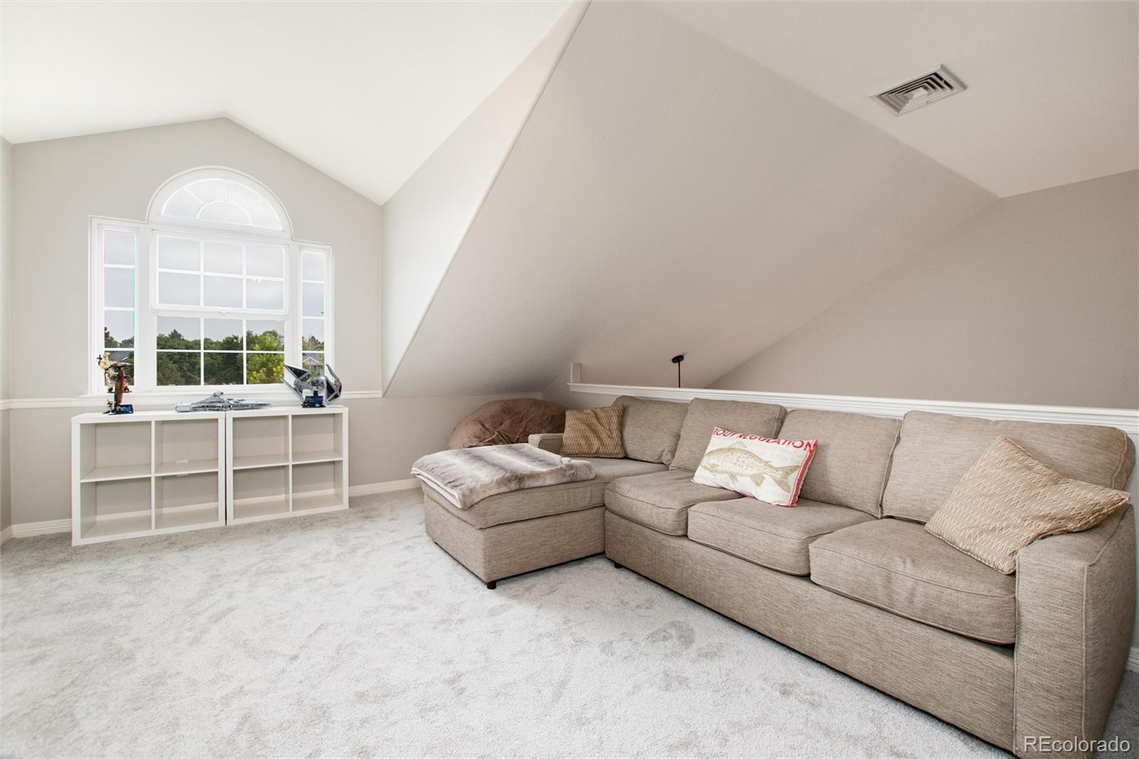 Littleton, Colorado, 80123, United States, 4 Bedrooms Bedrooms, ,4 BathroomsBathrooms,Residential,Active,1936610