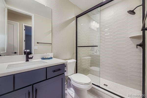 Lone Tree, Colorado, 80134, United States, 6 Bedrooms Bedrooms, ,6 BathroomsBathrooms,Residential,Active,2009845