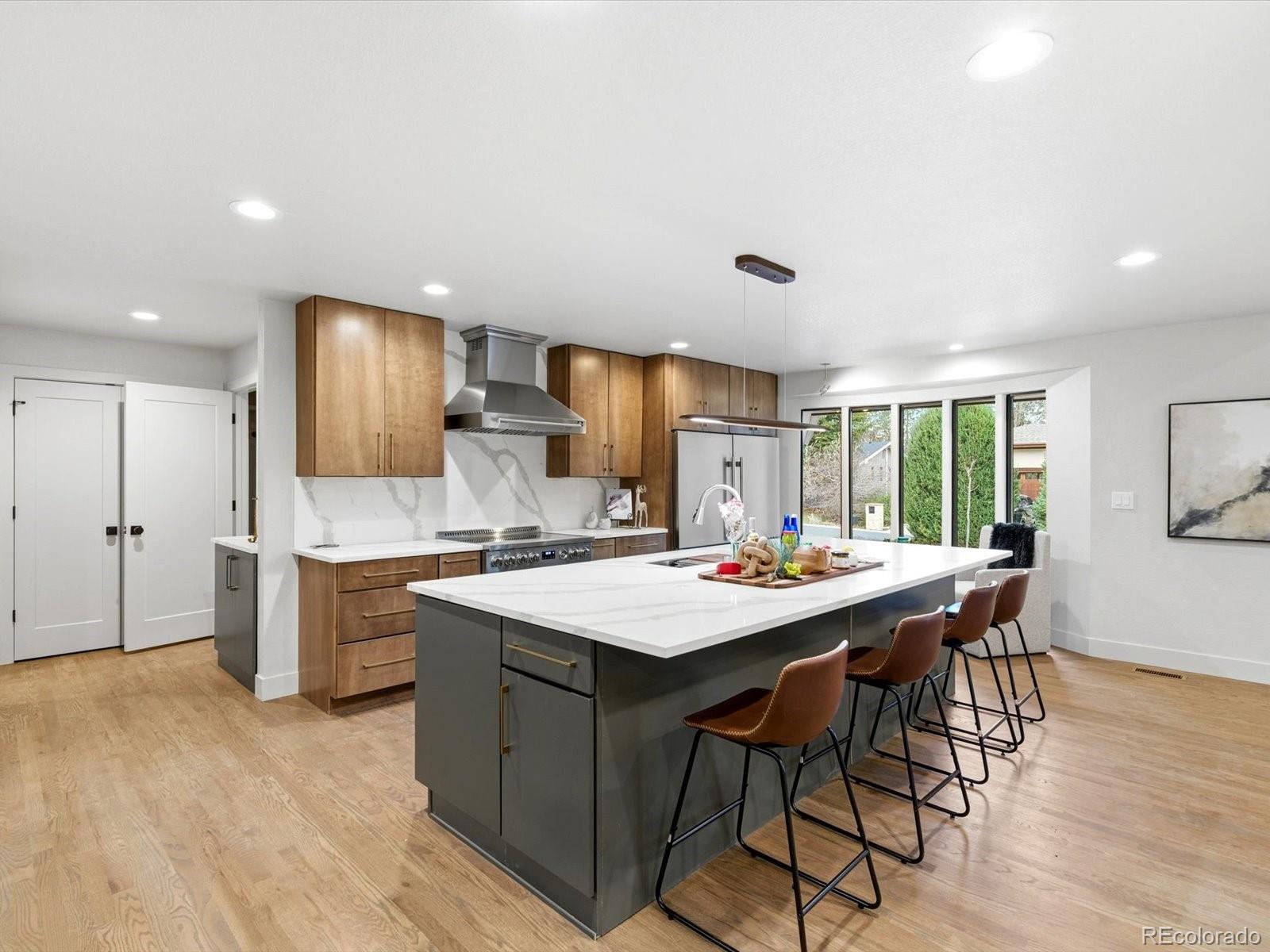 Englewood, Colorado, 80113, United States, 4 Bedrooms Bedrooms, ,5 BathroomsBathrooms,Residential,Active,2006786