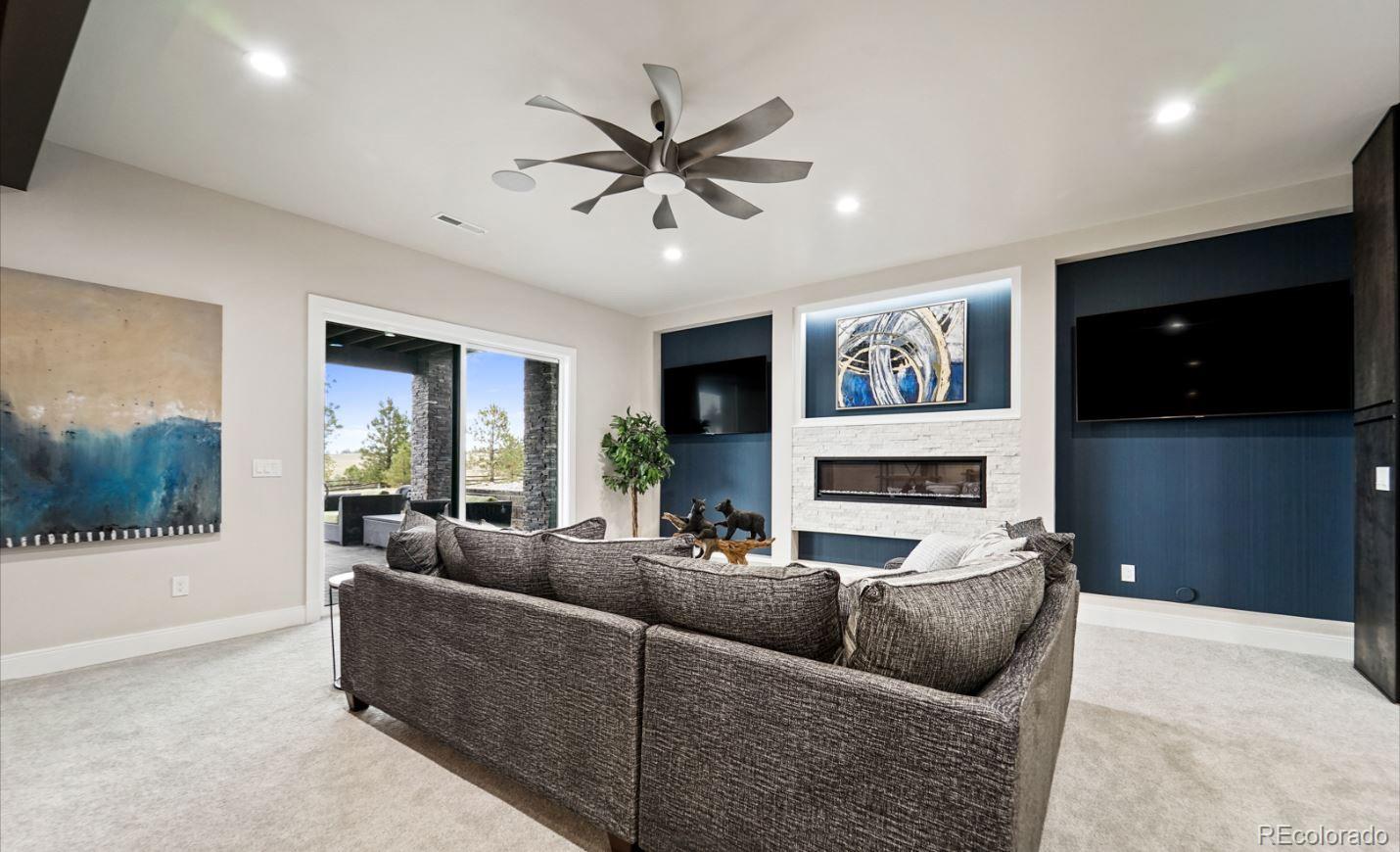 Colorado Springs, Colorado, 80908, United States, 5 Bedrooms Bedrooms, ,6 BathroomsBathrooms,Residential,Active,1992271