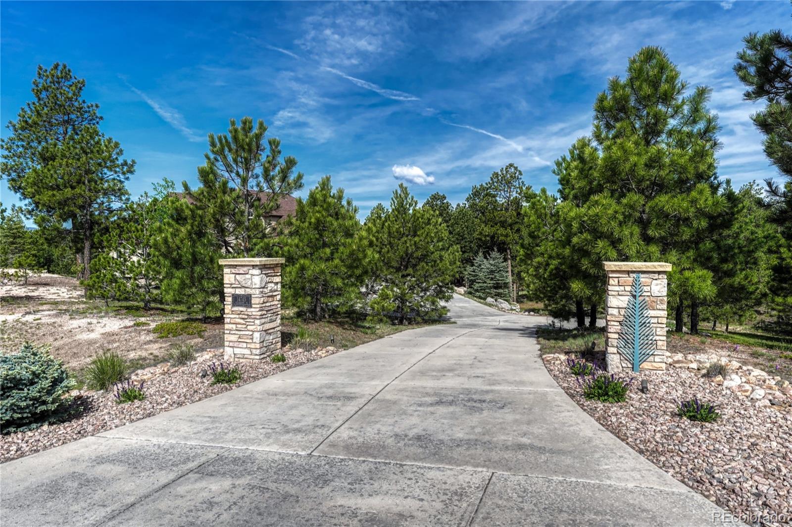 Colorado Springs, Colorado, 80908, United States, 6 Bedrooms Bedrooms, ,5 BathroomsBathrooms,Residential,Active,1900499
