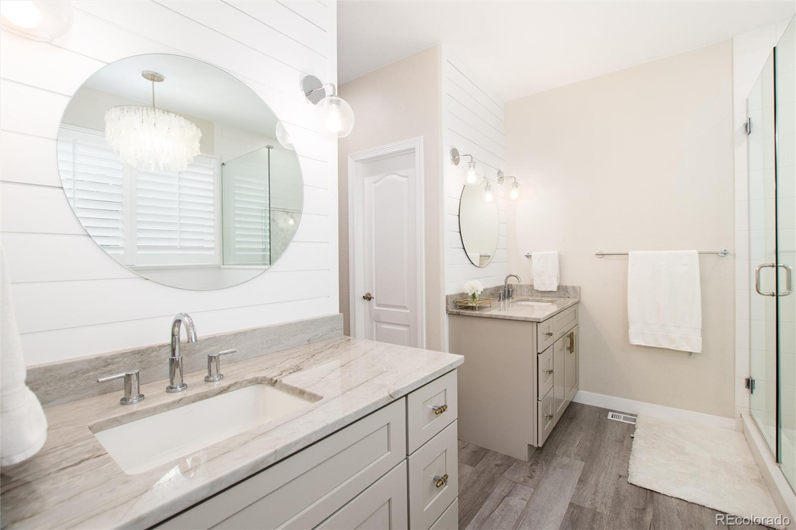 Littleton, Colorado, 80123, United States, 4 Bedrooms Bedrooms, ,4 BathroomsBathrooms,Residential,Active,1936610