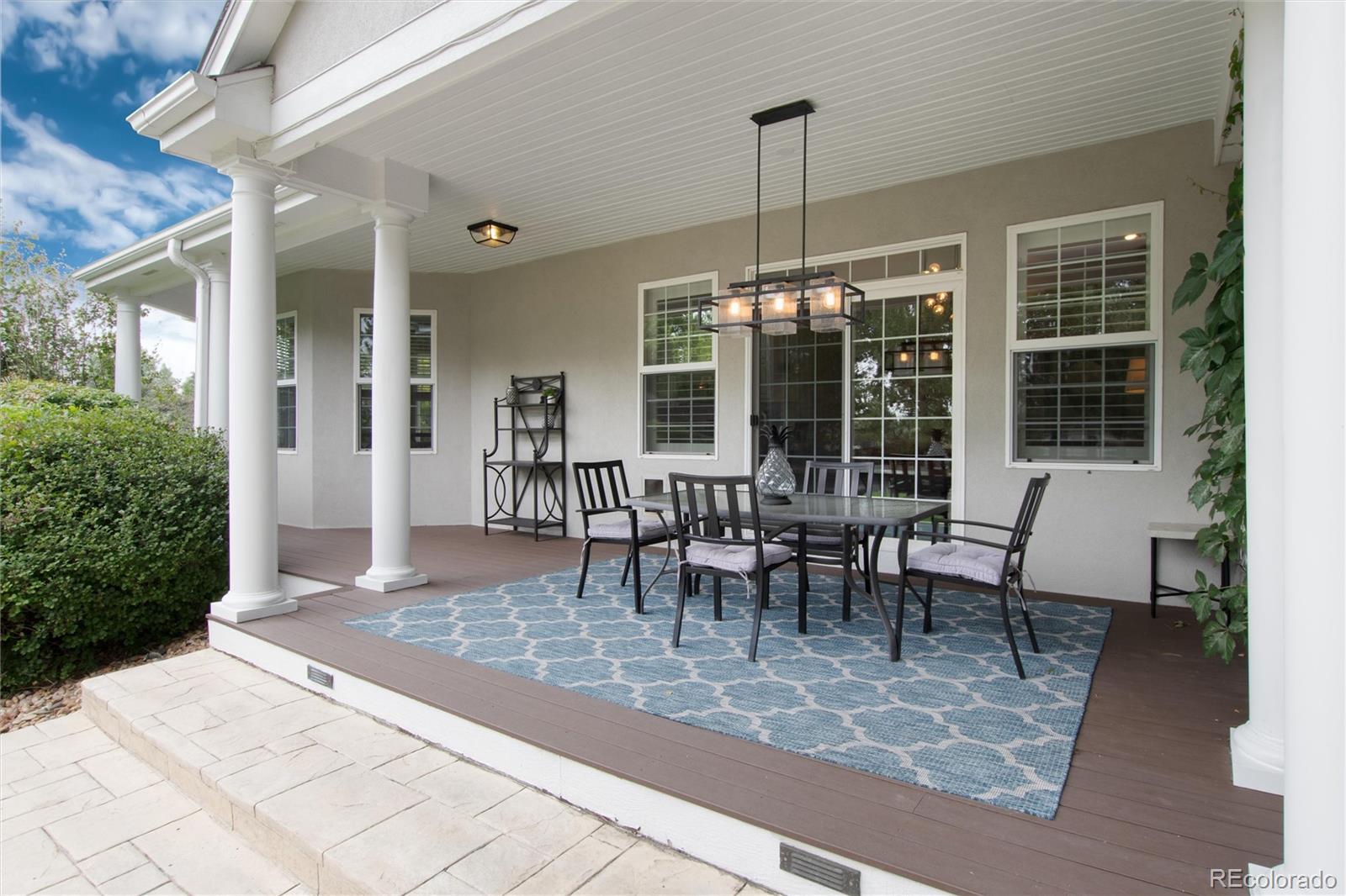 Littleton, Colorado, 80123, United States, 4 Bedrooms Bedrooms, ,4 BathroomsBathrooms,Residential,Active,1936610