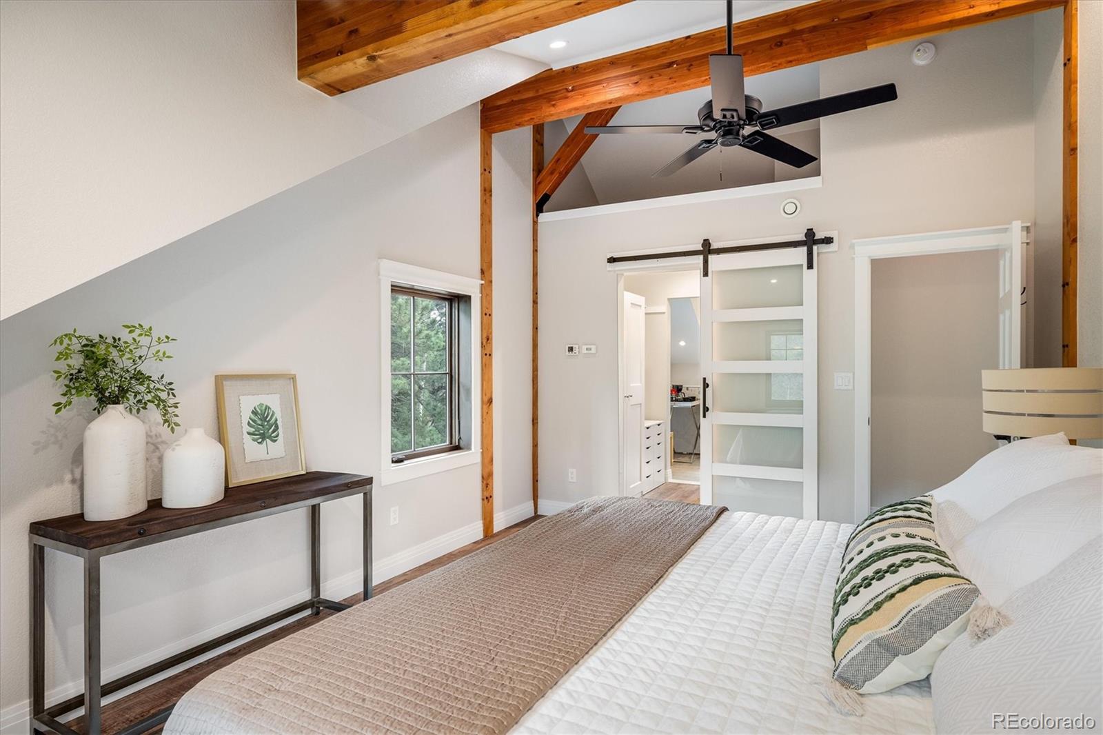 Golden, Colorado, 80403, United States, 2 Bedrooms Bedrooms, ,3 BathroomsBathrooms,Residential,Contingent,1889003