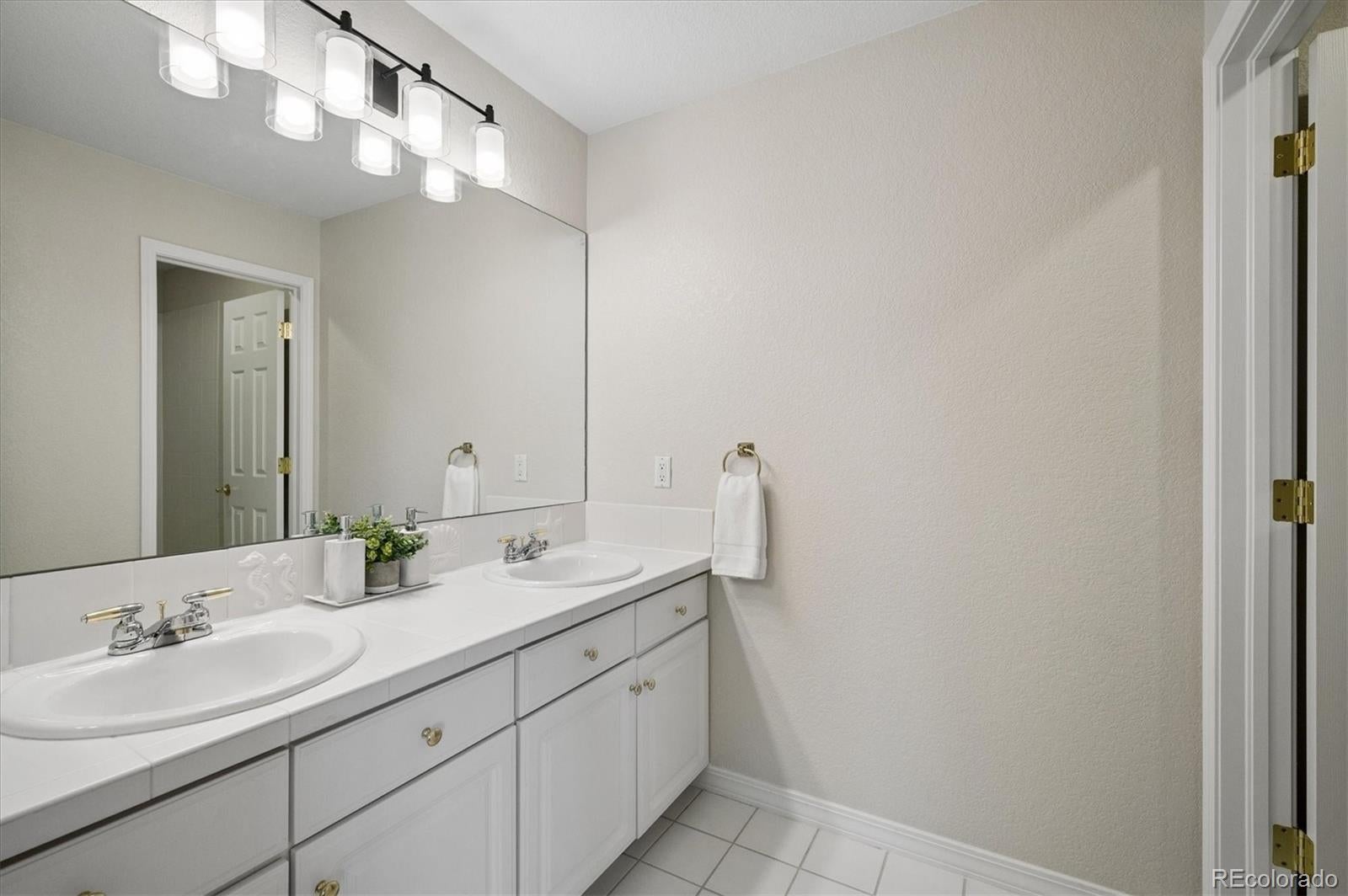 Golden, Colorado, 80401, United States, 6 Bedrooms Bedrooms, ,6 BathroomsBathrooms,Residential,Active,2023937