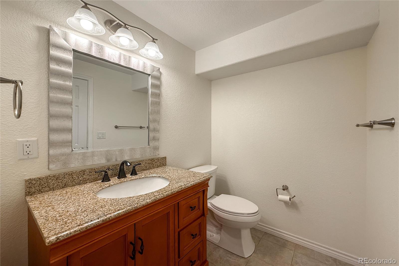 Longmont, Colorado, 80503, United States, 5 Bedrooms Bedrooms, ,5 BathroomsBathrooms,Residential,Active,2045763