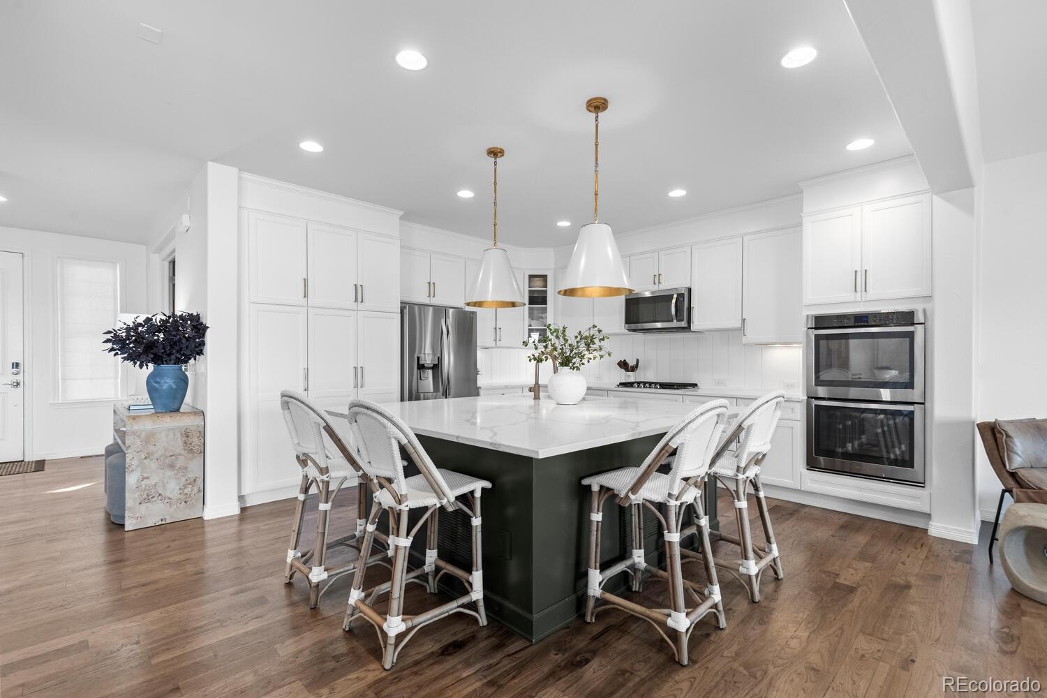 Highlands Ranch, Colorado, 80126, United States, 4 Bedrooms Bedrooms, ,5 BathroomsBathrooms,Residential,Active,1988429