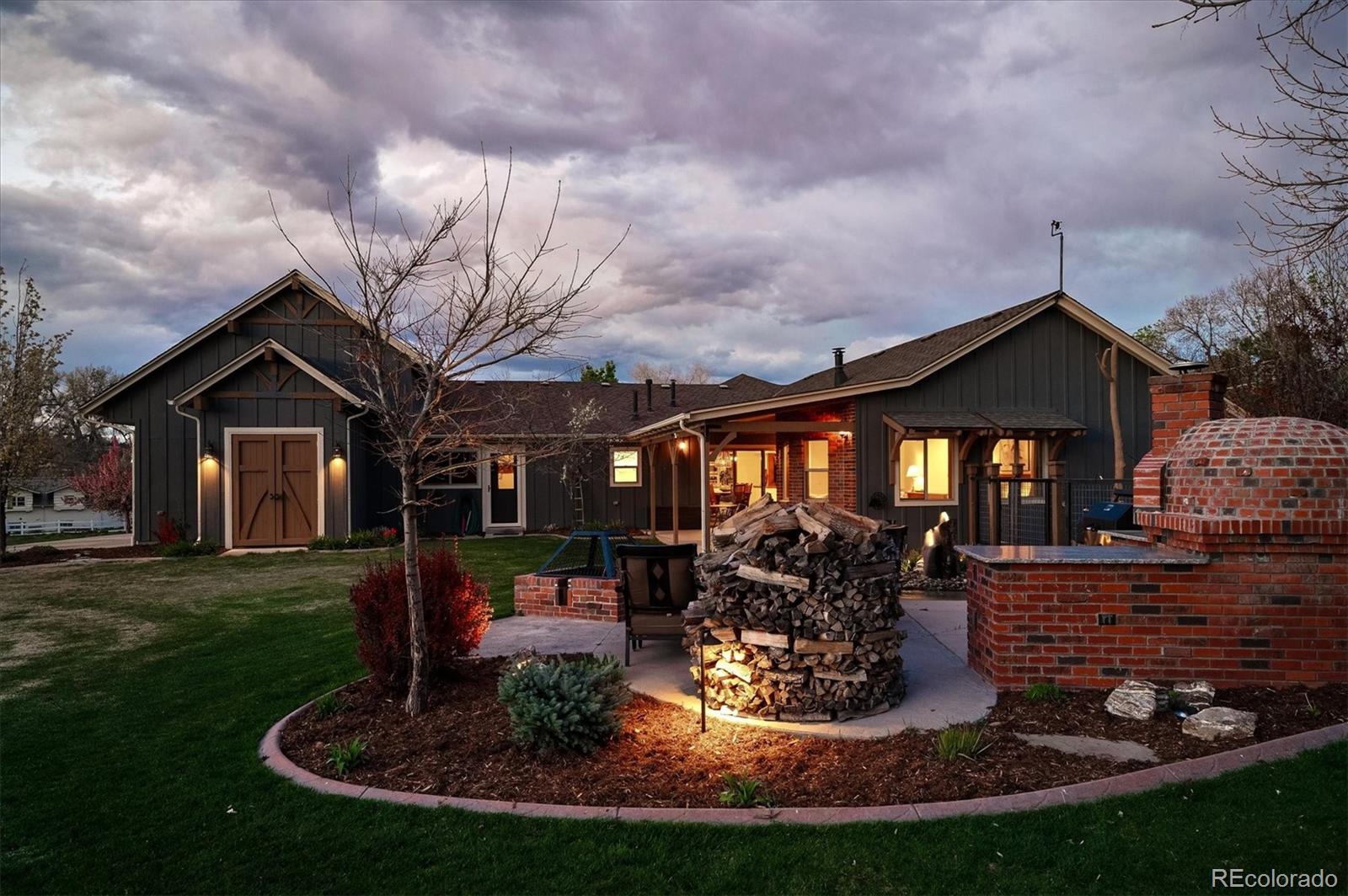 Lakewood, Colorado, 80227, United States, 4 Bedrooms Bedrooms, ,4 BathroomsBathrooms,Residential,Active,2035641