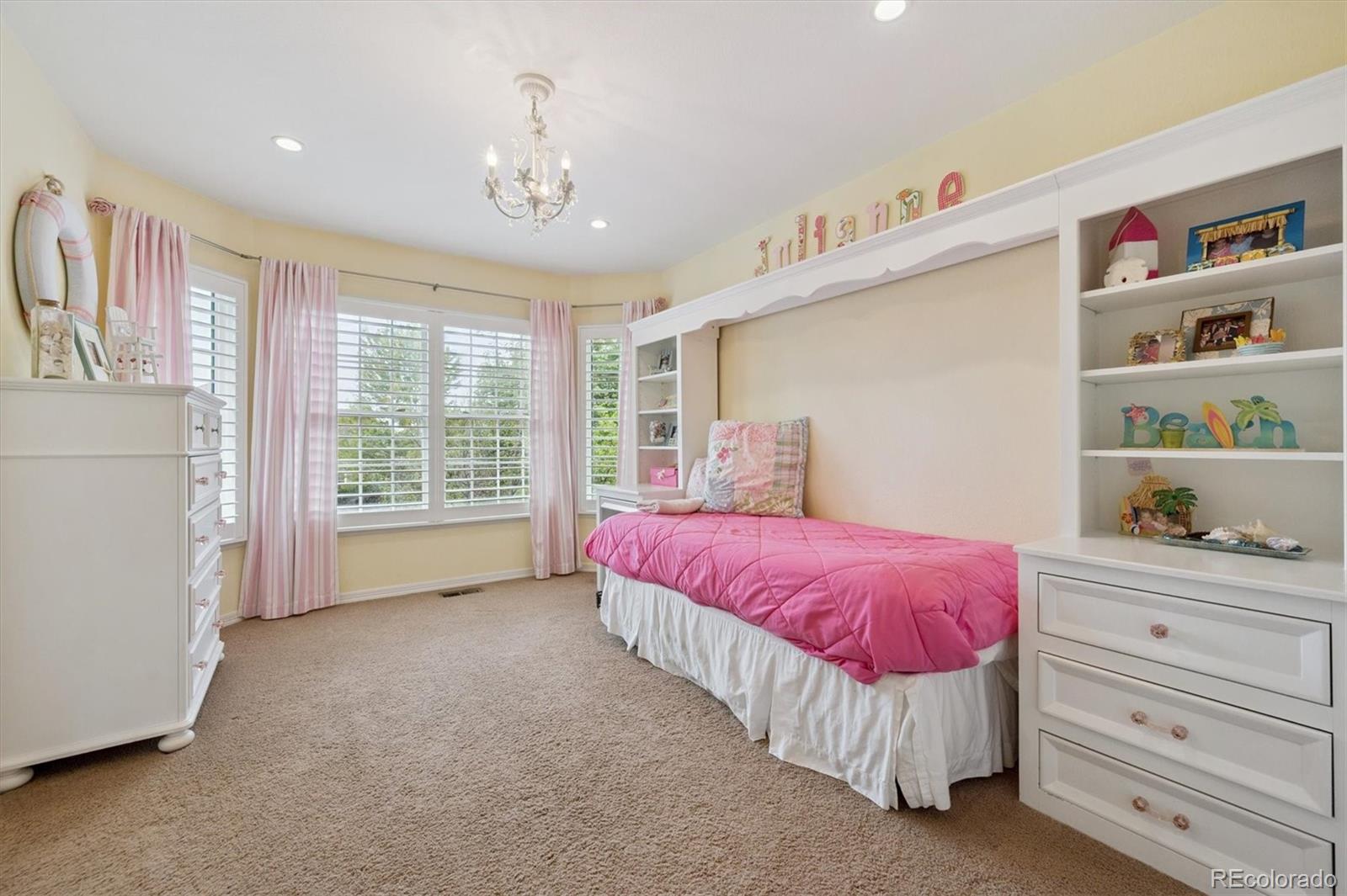 Highlands Ranch, Colorado, 80126, United States, 5 Bedrooms Bedrooms, ,5 BathroomsBathrooms,Residential,Active,1929668