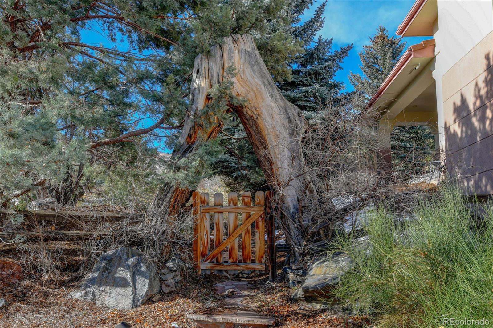 Morrison, Colorado, 80465, United States, 4 Bedrooms Bedrooms, ,4 BathroomsBathrooms,Residential,Active,2012219