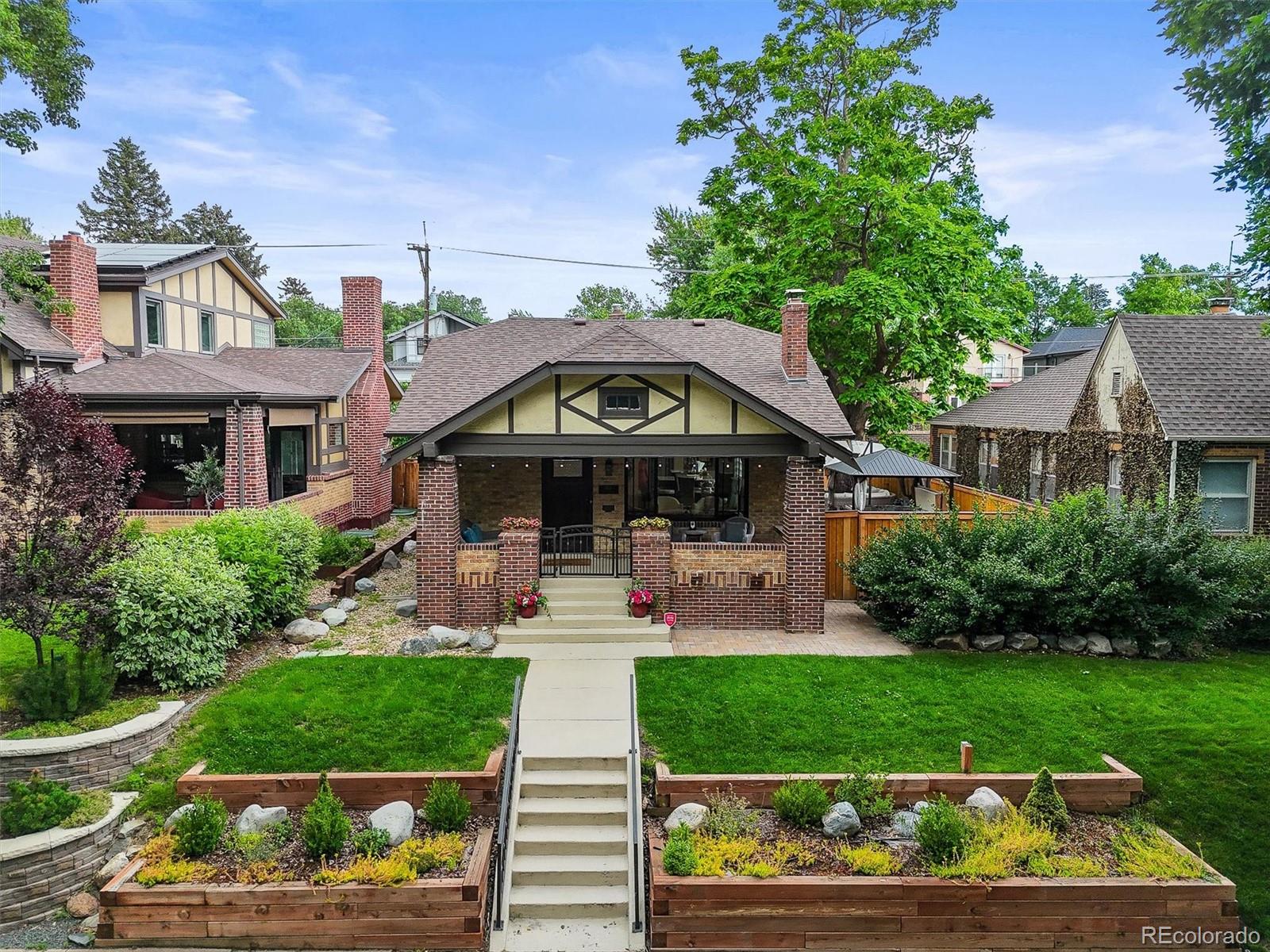 Denver, Colorado, 80210, United States, 3 Bedrooms Bedrooms, ,3 BathroomsBathrooms,Residential,Active,2045001