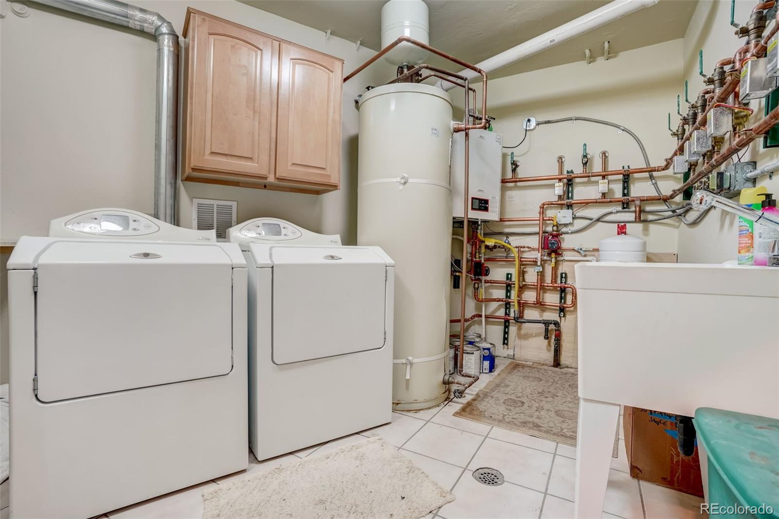 Dillon, Colorado, 80435, United States, ,Residential,Active,2007001