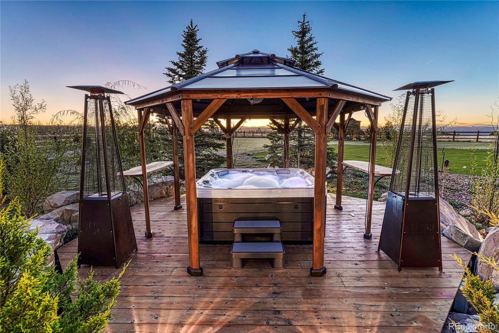 Castle Rock, Colorado, 80109, United States, 5 Bedrooms Bedrooms, ,6 BathroomsBathrooms,Residential,Active,1986908
