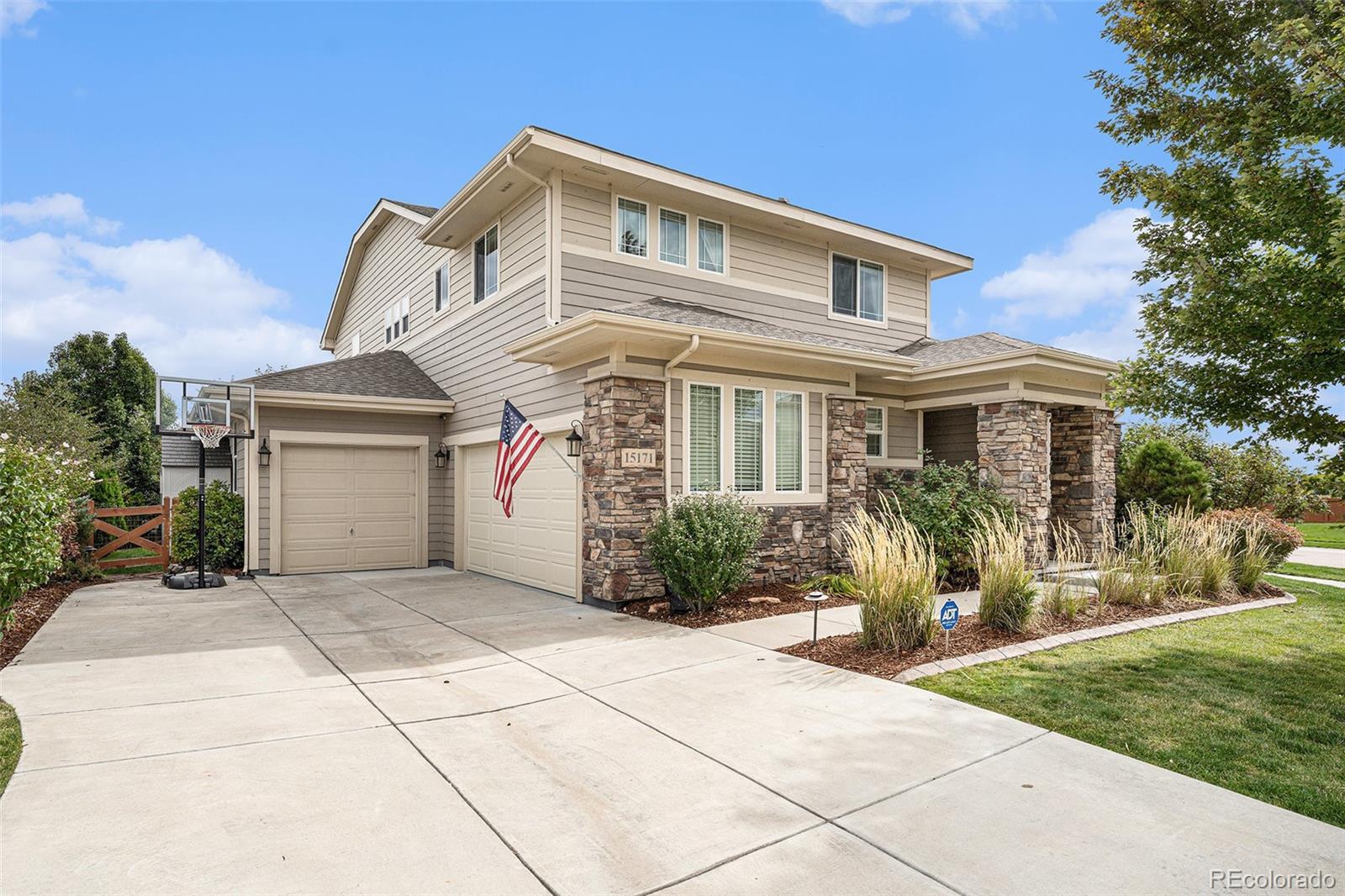 Arvada, Colorado, 80403, United States, 4 Bedrooms Bedrooms, ,5 BathroomsBathrooms,Residential,Active,1952068