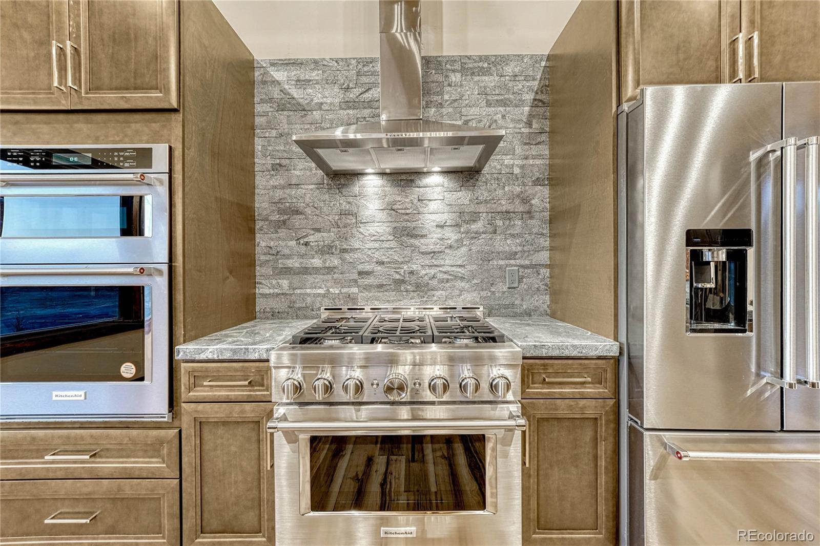 Sedalia, Colorado, 80135, United States, 4 Bedrooms Bedrooms, ,4 BathroomsBathrooms,Residential,Active,1986887