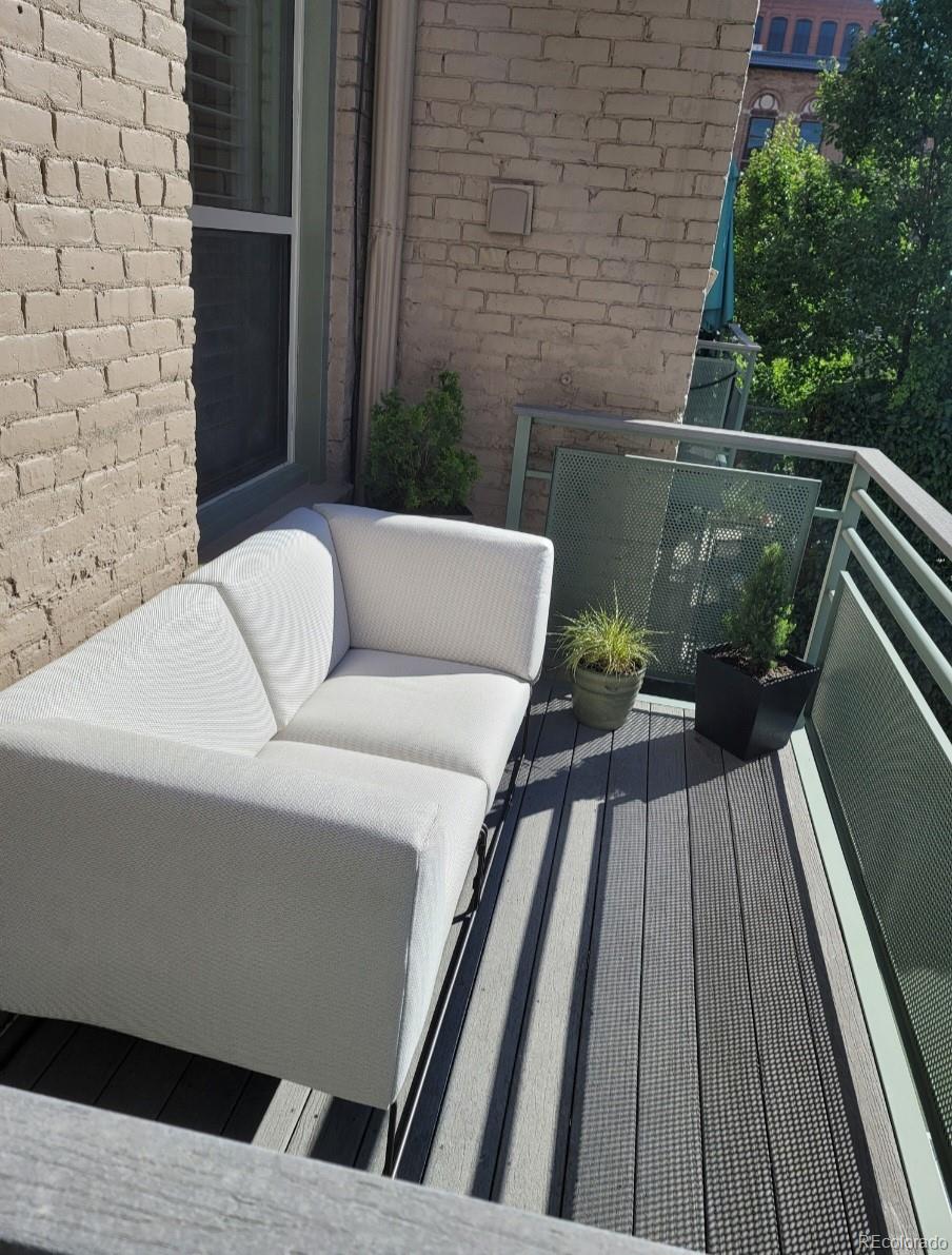 Denver, Colorado, 80202, United States, 2 Bedrooms Bedrooms, ,3 BathroomsBathrooms,Residential,Active,2001344