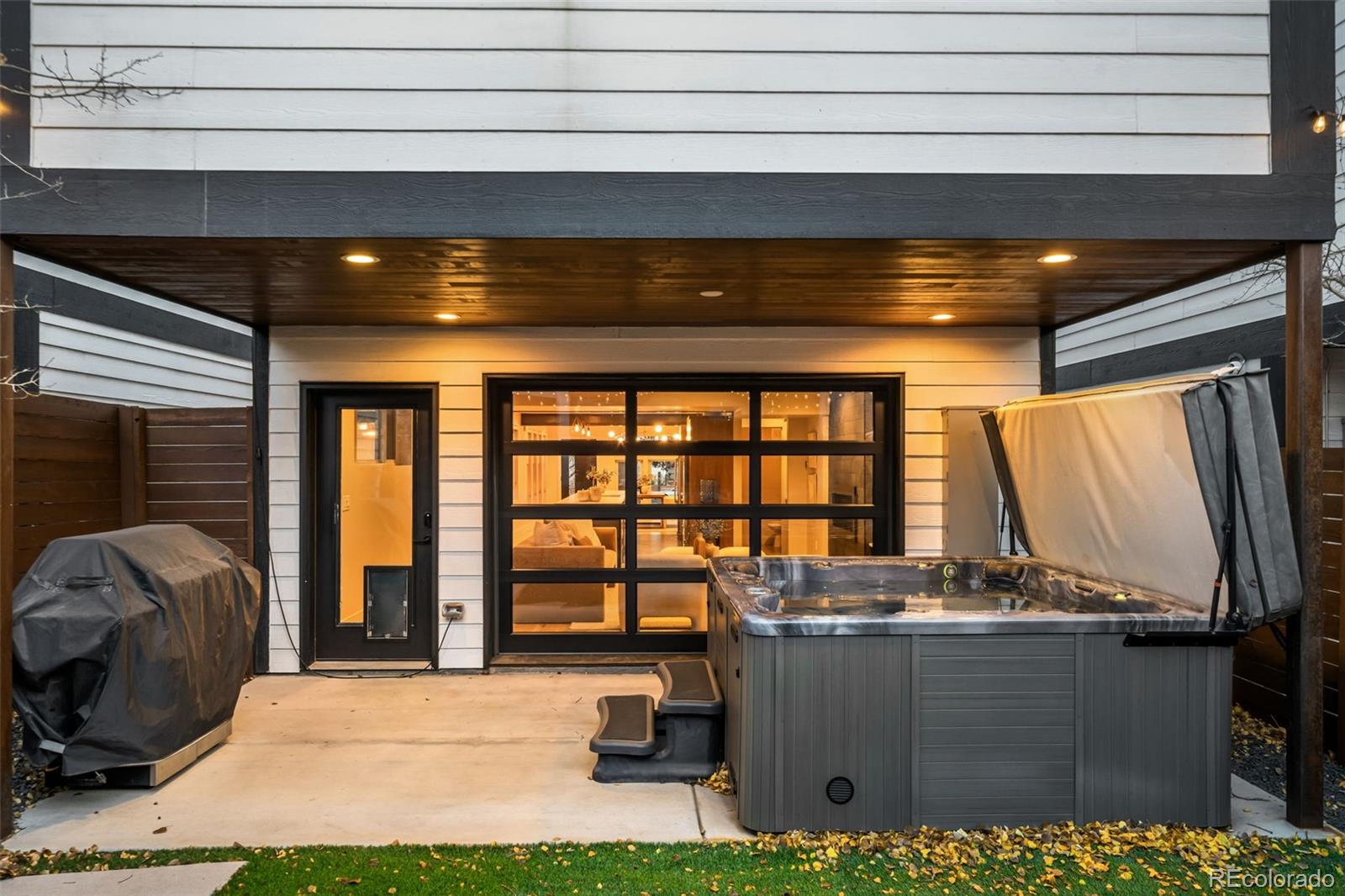 Denver, Colorado, 80211, United States, 3 Bedrooms Bedrooms, ,4 BathroomsBathrooms,Residential,Active,1990682