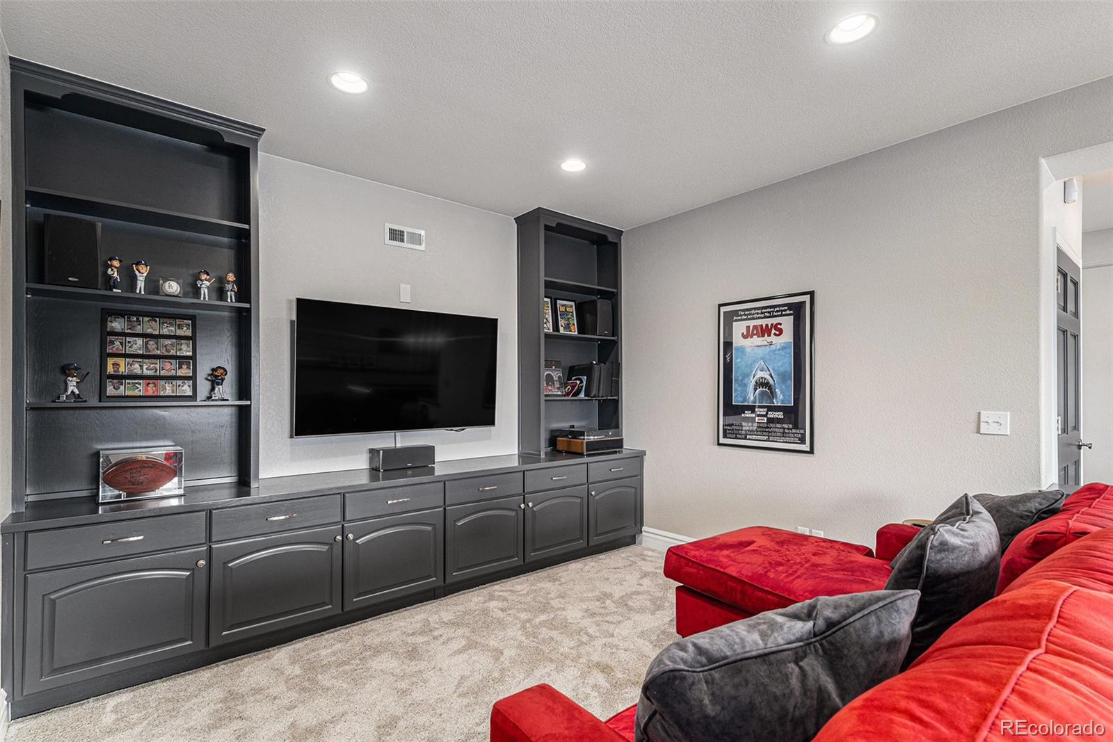 Franktown, Colorado, 80116, United States, 5 Bedrooms Bedrooms, ,5 BathroomsBathrooms,Residential,Active,1962183