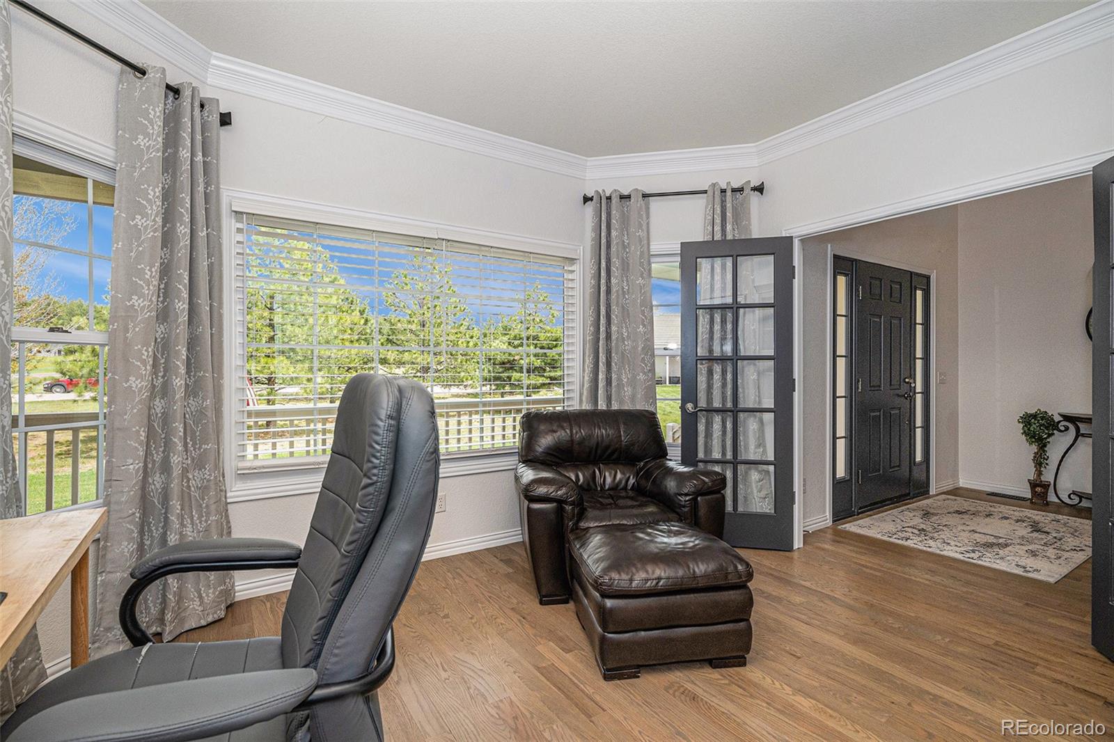 Franktown, Colorado, 80116, United States, 5 Bedrooms Bedrooms, ,5 BathroomsBathrooms,Residential,Active,1962183