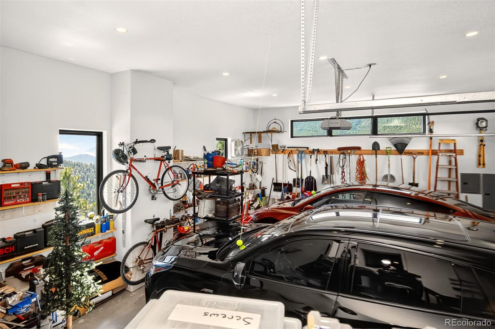 Manitou Springs, Colorado, 80829, United States, 4 Bedrooms Bedrooms, ,3 BathroomsBathrooms,Residential,Active,1933732