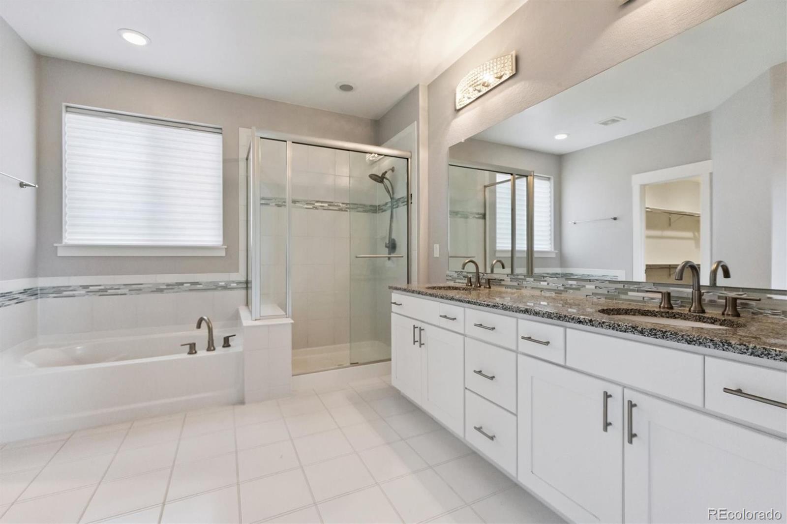 Parker, Colorado, 80138, United States, 5 Bedrooms Bedrooms, ,4 BathroomsBathrooms,Residential,Active,1914585