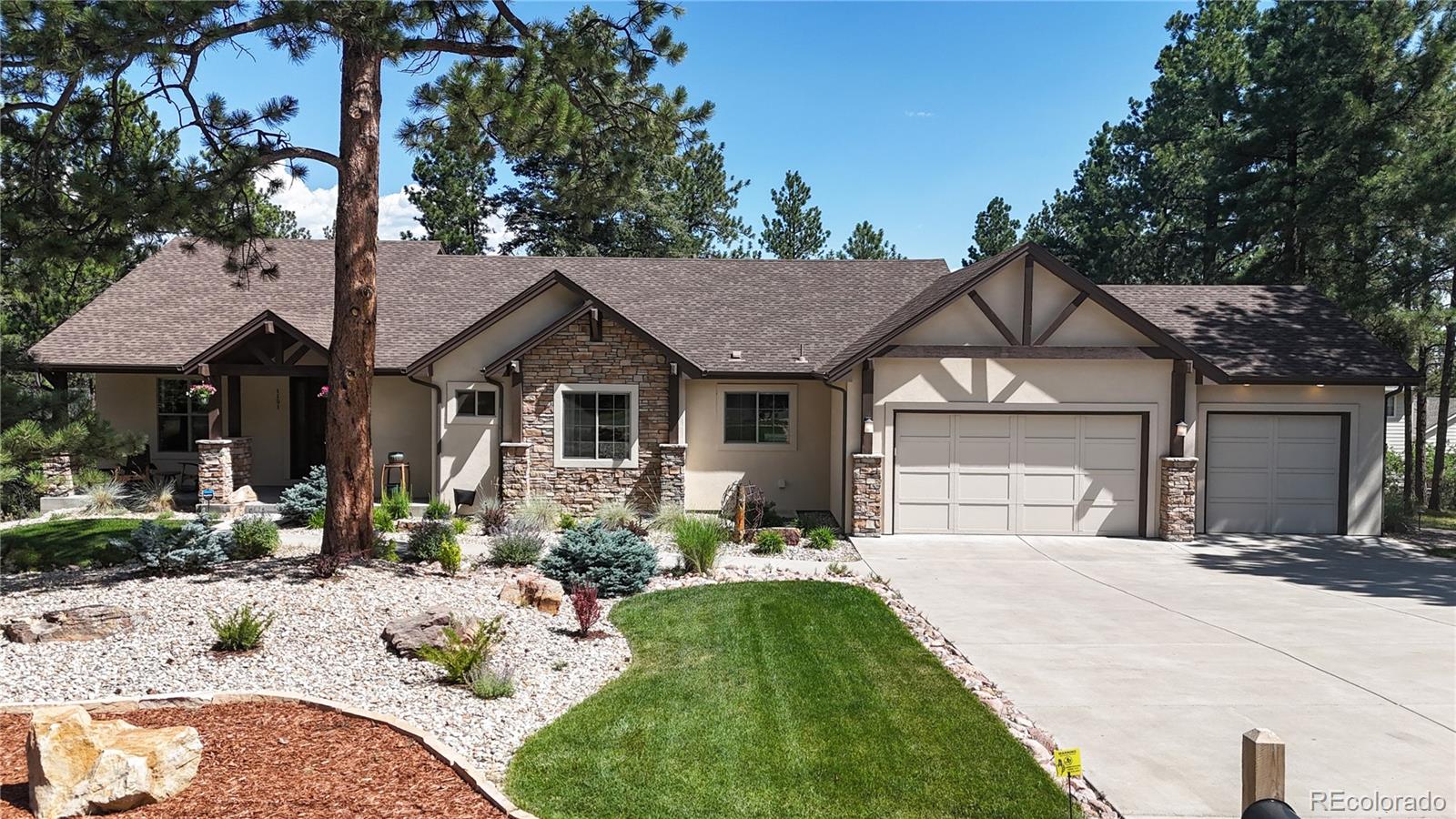 Larkspur, Colorado, 80118, United States, 4 Bedrooms Bedrooms, ,5 BathroomsBathrooms,Residential,Active,1889490