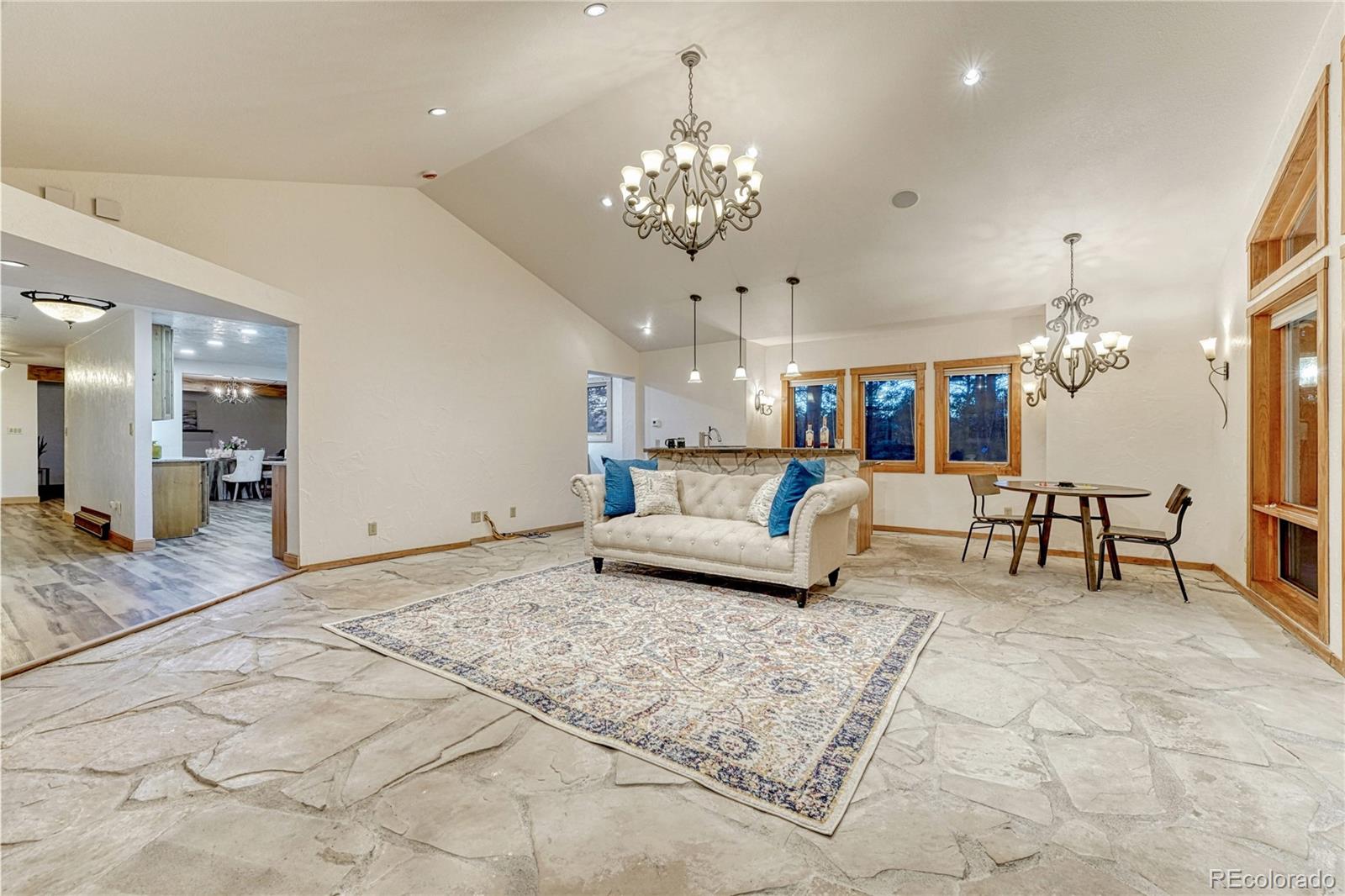 Colorado Springs, Colorado, 80921, United States, 4 Bedrooms Bedrooms, ,4 BathroomsBathrooms,Residential,Active,2002607