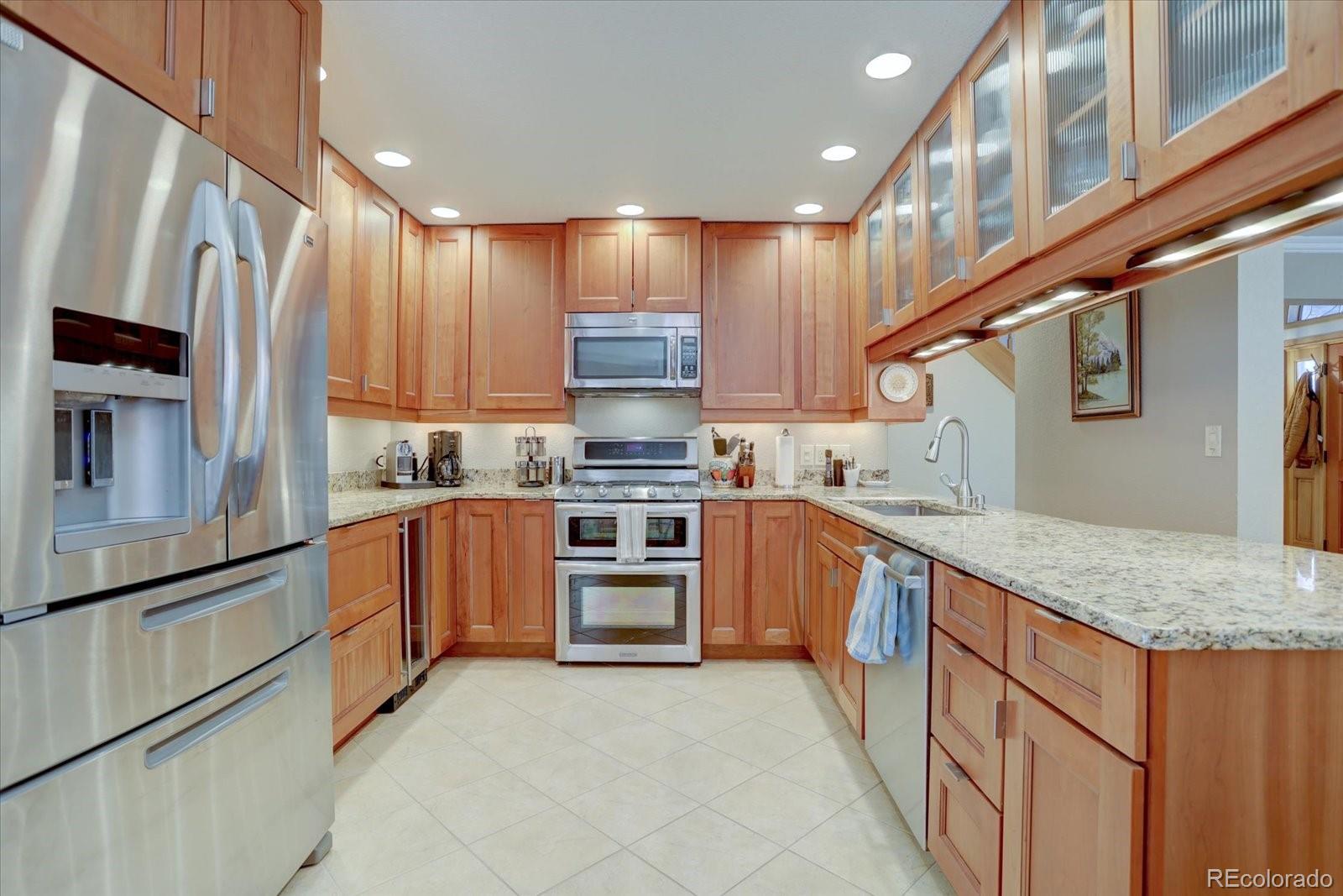 Boulder, Colorado, 80302, United States, 3 Bedrooms Bedrooms, ,4 BathroomsBathrooms,Residential,Active,2008273