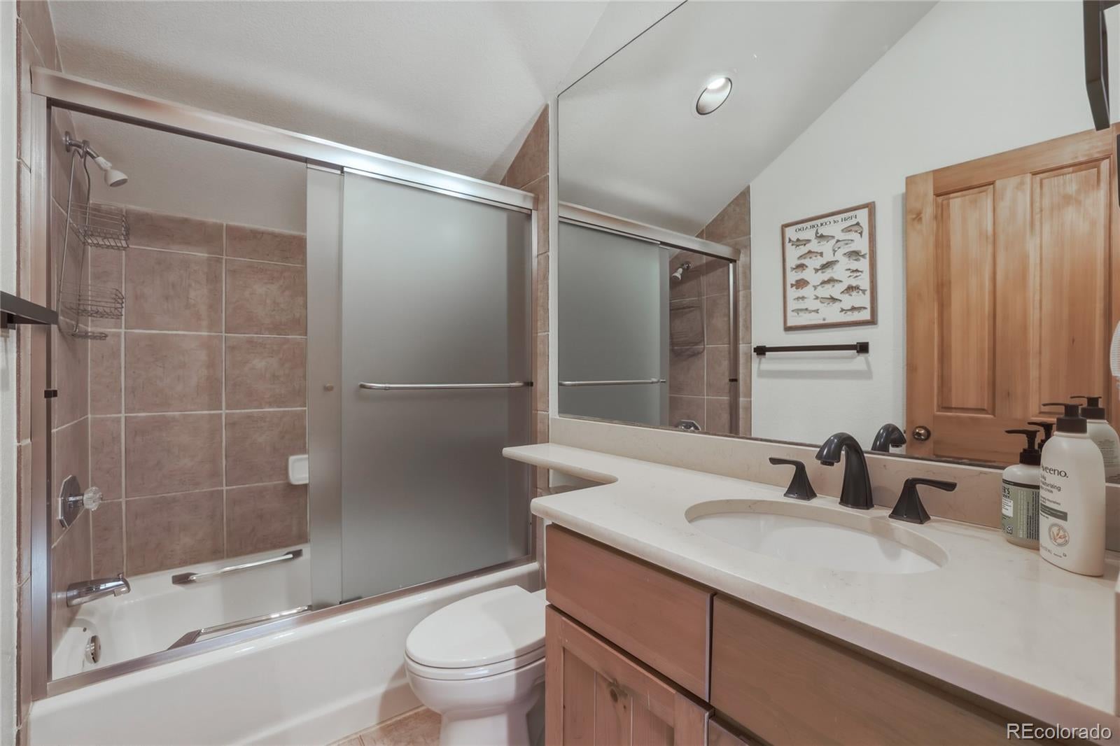 Dillon, Colorado, 80435, United States, 2 Bedrooms Bedrooms, ,3 BathroomsBathrooms,Residential,Active,2051972