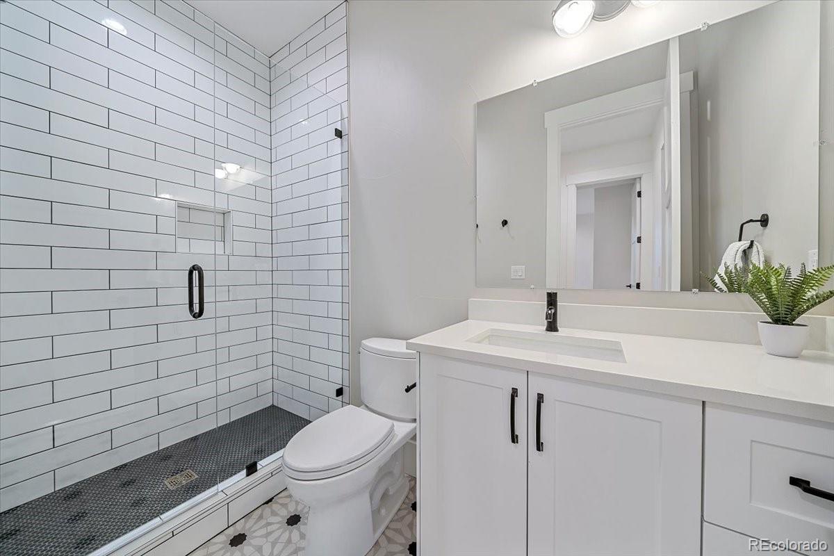 Franktown, Colorado, 80116, United States, 4 Bedrooms Bedrooms, ,5 BathroomsBathrooms,Residential,Active,1922528