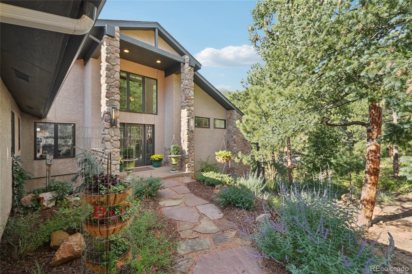 Manitou Springs, Colorado, 80829, United States, 4 Bedrooms Bedrooms, ,4 BathroomsBathrooms,Residential,Active,1943824