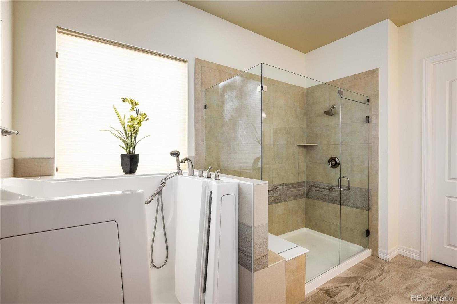 Erie, Colorado, 80516, United States, 4 Bedrooms Bedrooms, ,4 BathroomsBathrooms,Residential,Active,1914635