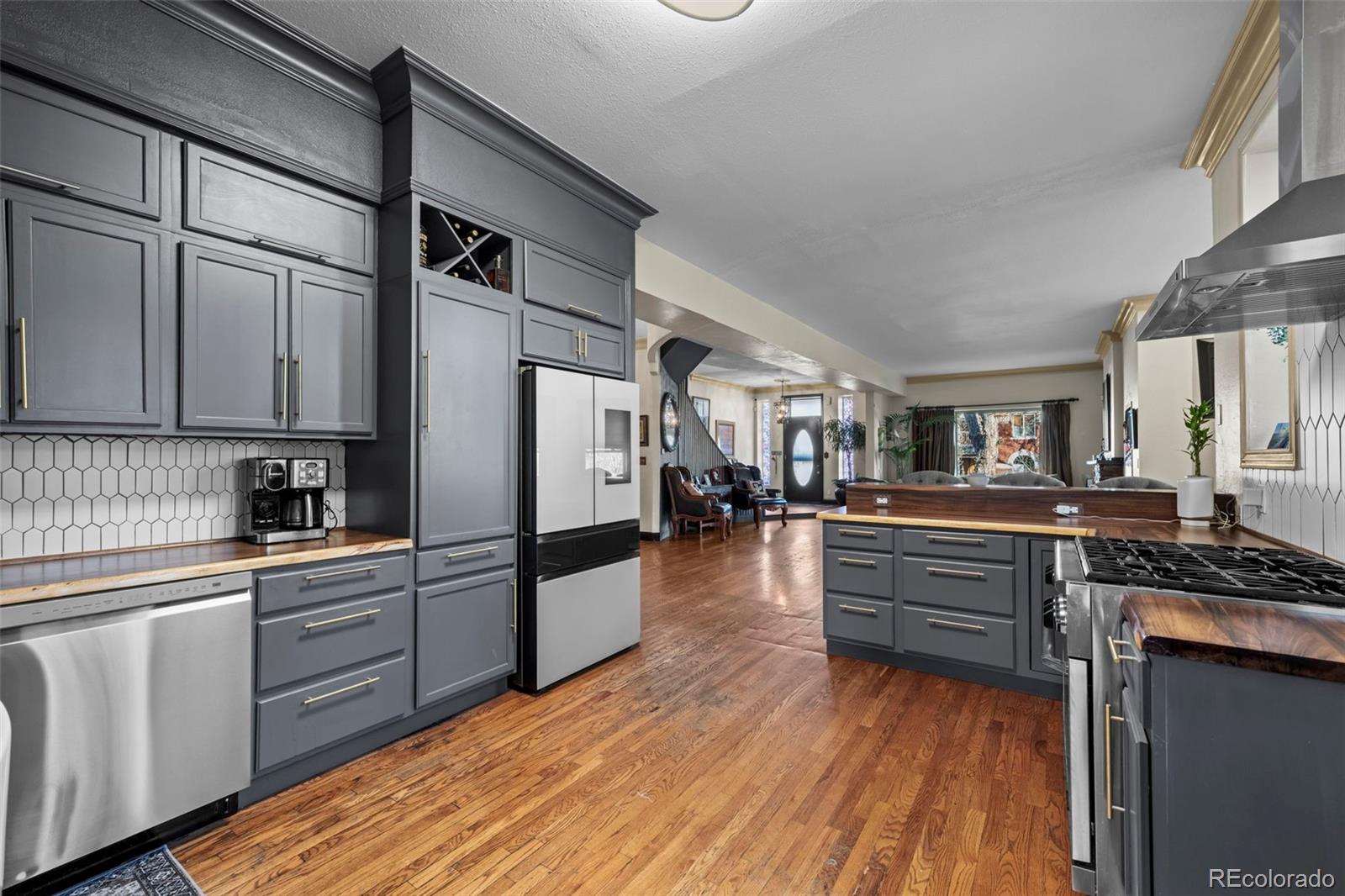 Denver, Colorado, 80211, United States, 4 Bedrooms Bedrooms, ,4 BathroomsBathrooms,Residential,Active,2012461