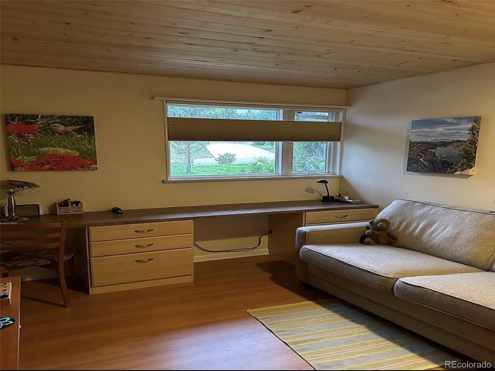 Boulder, Colorado, 80302, United States, 3 Bedrooms Bedrooms, ,2 BathroomsBathrooms,Residential,Active,2011431