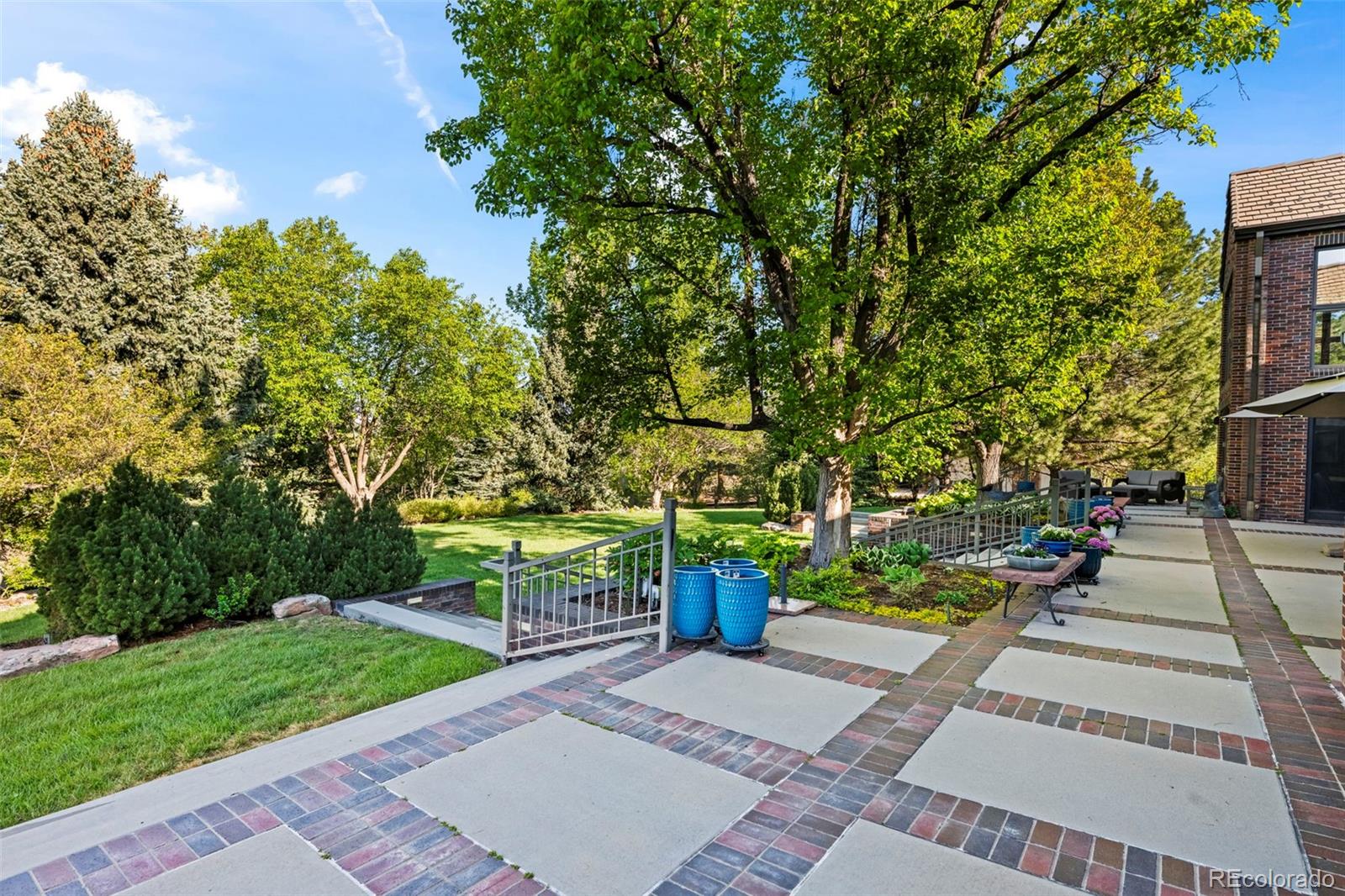 Niwot, Colorado, 80503, United States, 4 Bedrooms Bedrooms, ,7 BathroomsBathrooms,Residential,Active,2033352
