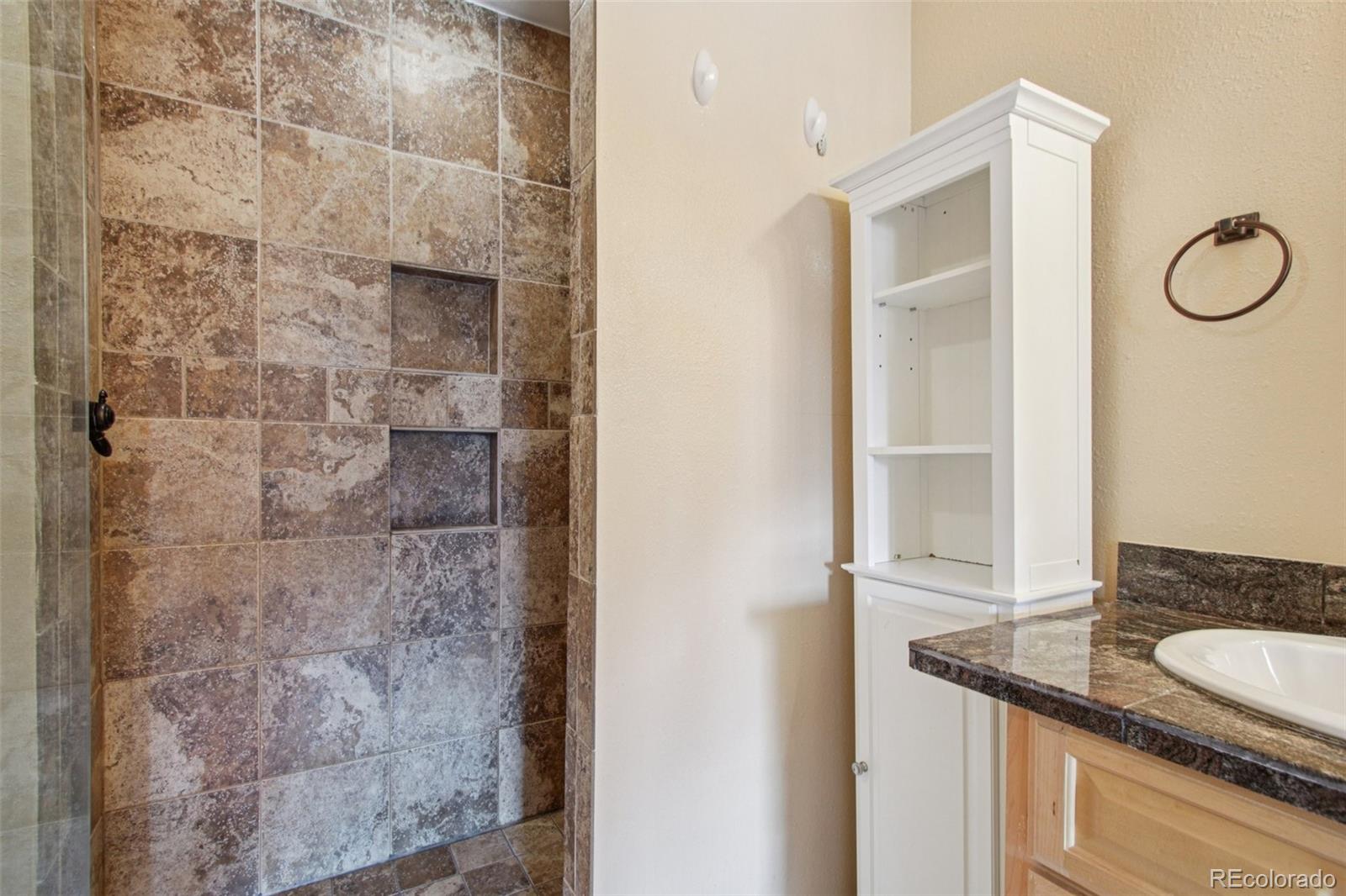 Silverthorne, Colorado, 80498, United States, 3 Bedrooms Bedrooms, ,2 BathroomsBathrooms,Residential,Active,1992542