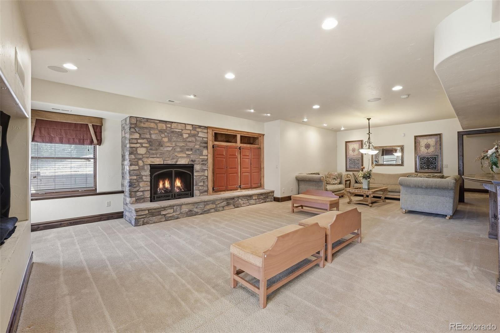 Colorado Springs, Colorado, 80906, United States, 4 Bedrooms Bedrooms, ,6 BathroomsBathrooms,Residential,Active,2043811