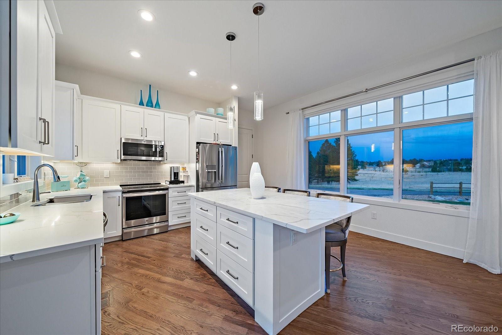 Parker, Colorado, 80138, United States, 4 Bedrooms Bedrooms, ,6 BathroomsBathrooms,Residential,Contingent,2052131