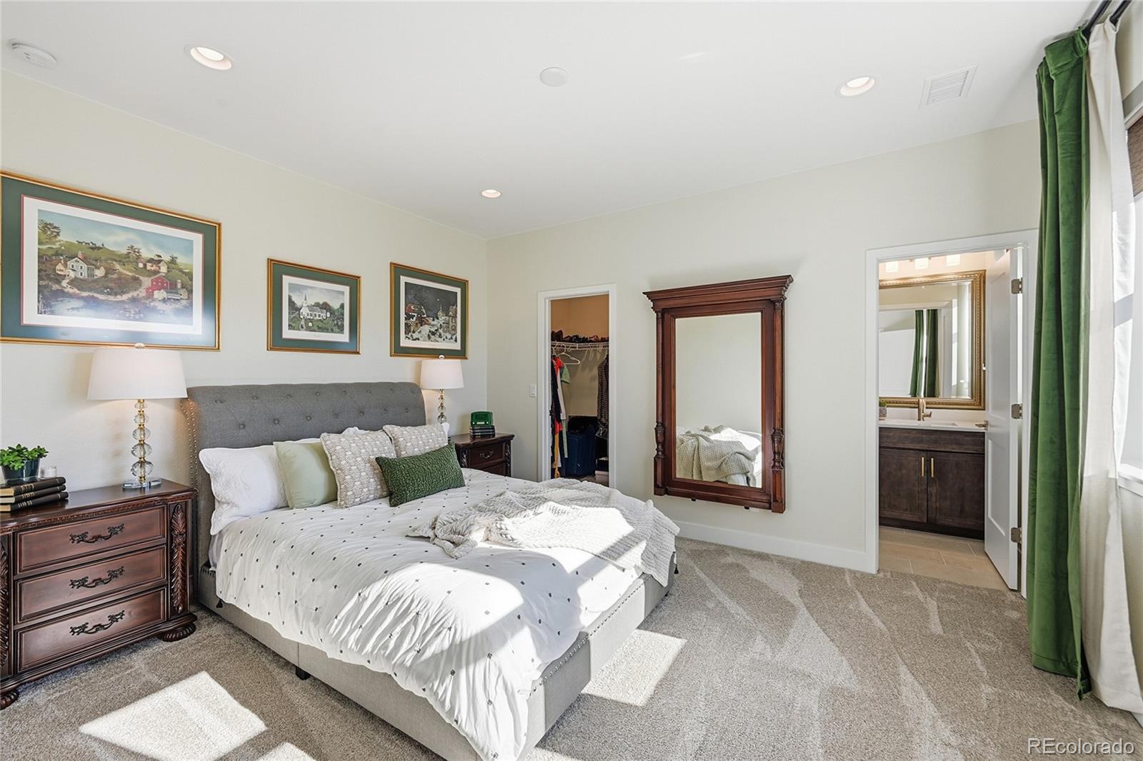 Littleton, Colorado, 80125, United States, 5 Bedrooms Bedrooms, ,7 BathroomsBathrooms,Residential,Active,2012467