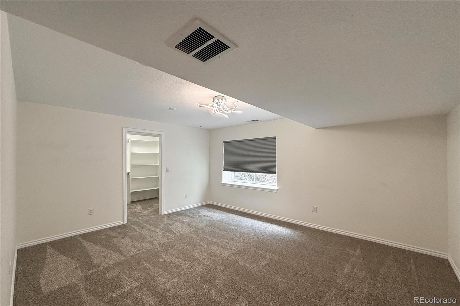 Longmont, Colorado, 80503, United States, 5 Bedrooms Bedrooms, ,5 BathroomsBathrooms,Residential,Active,2045763