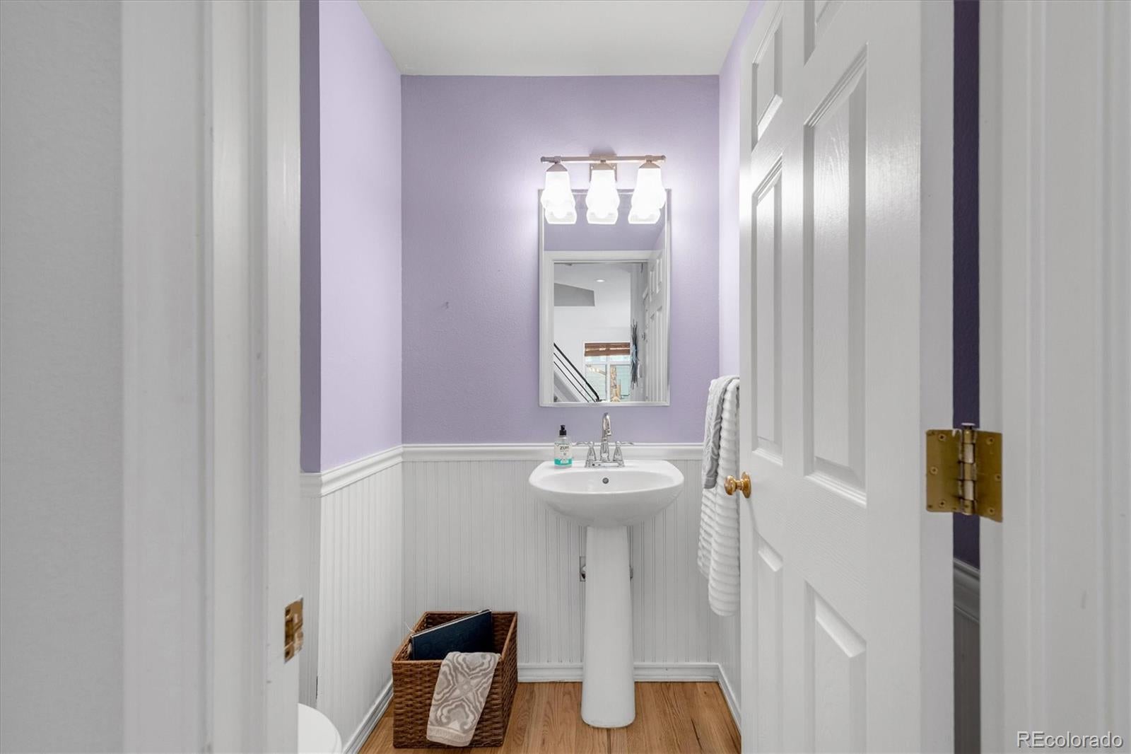 Boulder, Colorado, 80304, United States, 5 Bedrooms Bedrooms, ,4 BathroomsBathrooms,Residential,Active,1998570