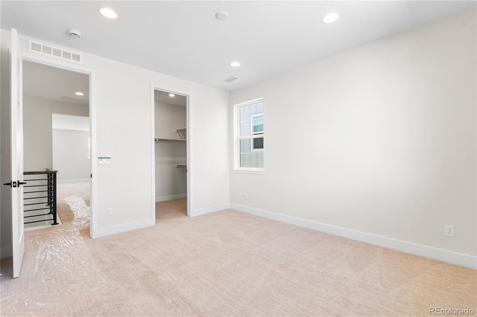 Castle Pines, Colorado, 80108, United States, 7 Bedrooms Bedrooms, ,7 BathroomsBathrooms,Residential,Active,1889020