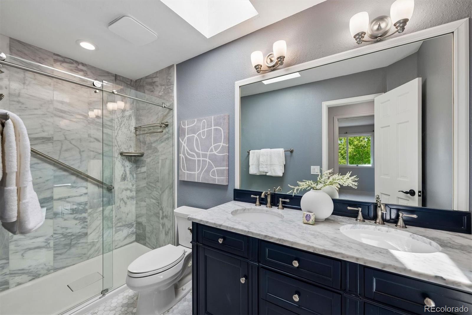 Highlands Ranch, Colorado, 80126, United States, 4 Bedrooms Bedrooms, ,3 BathroomsBathrooms,Residential,Active,2045752